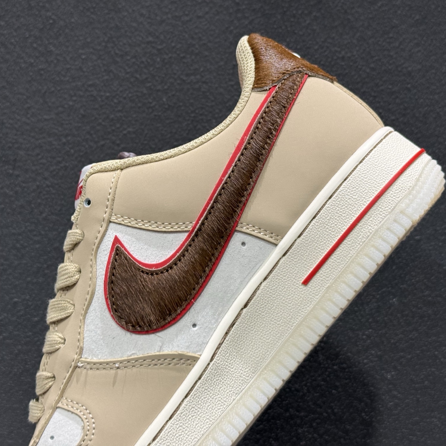 Nike Air Force 1 Low 2026 丙午马年限定款 XT6998-145 Nike Air Force 1 Low 2026 丙午马年限定款 XT6998-145