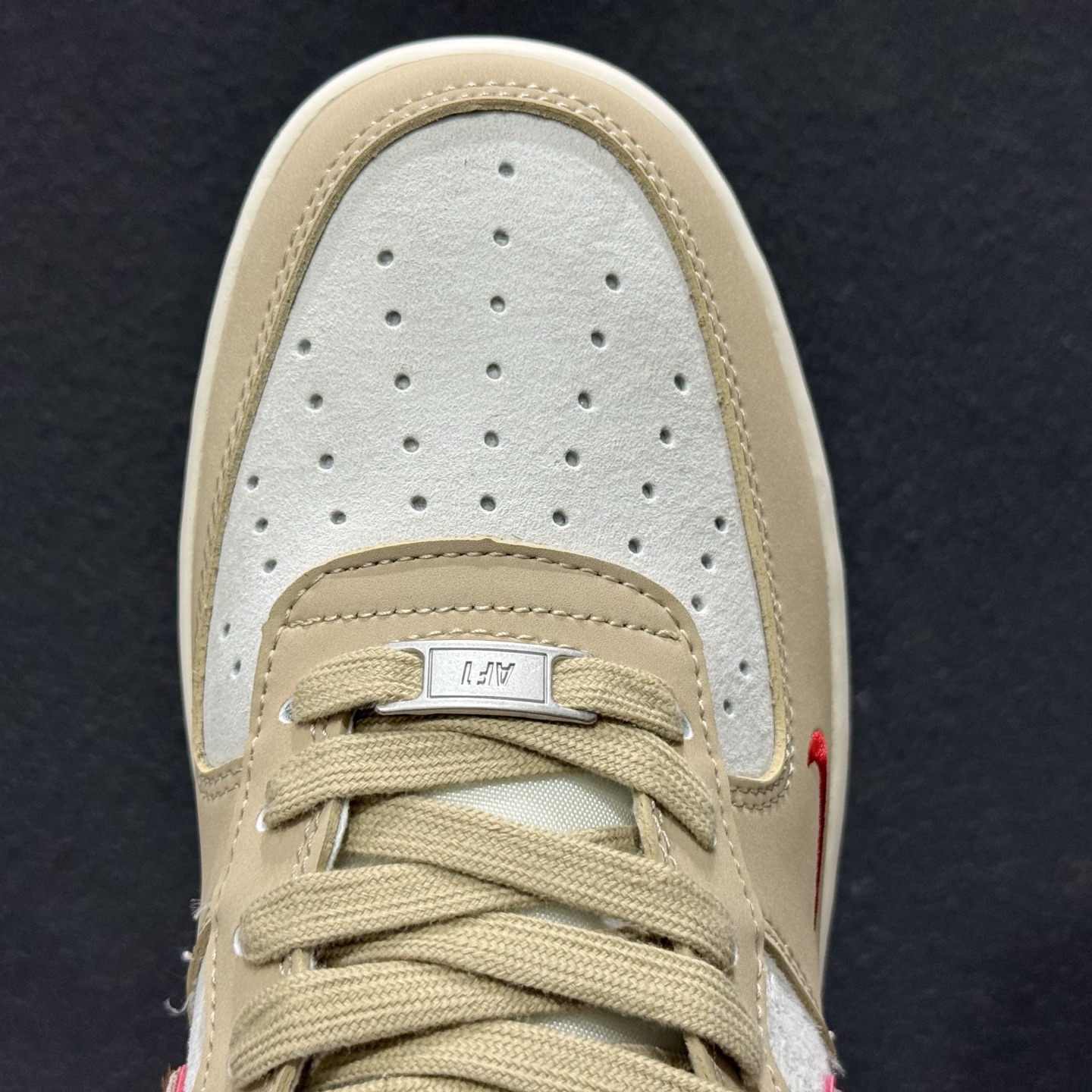 Nike Air Force 1 Low 2026 丙午马年限定款 XT6998-145 Nike Air Force 1 Low 2026 丙午马年限定款 XT6998-145