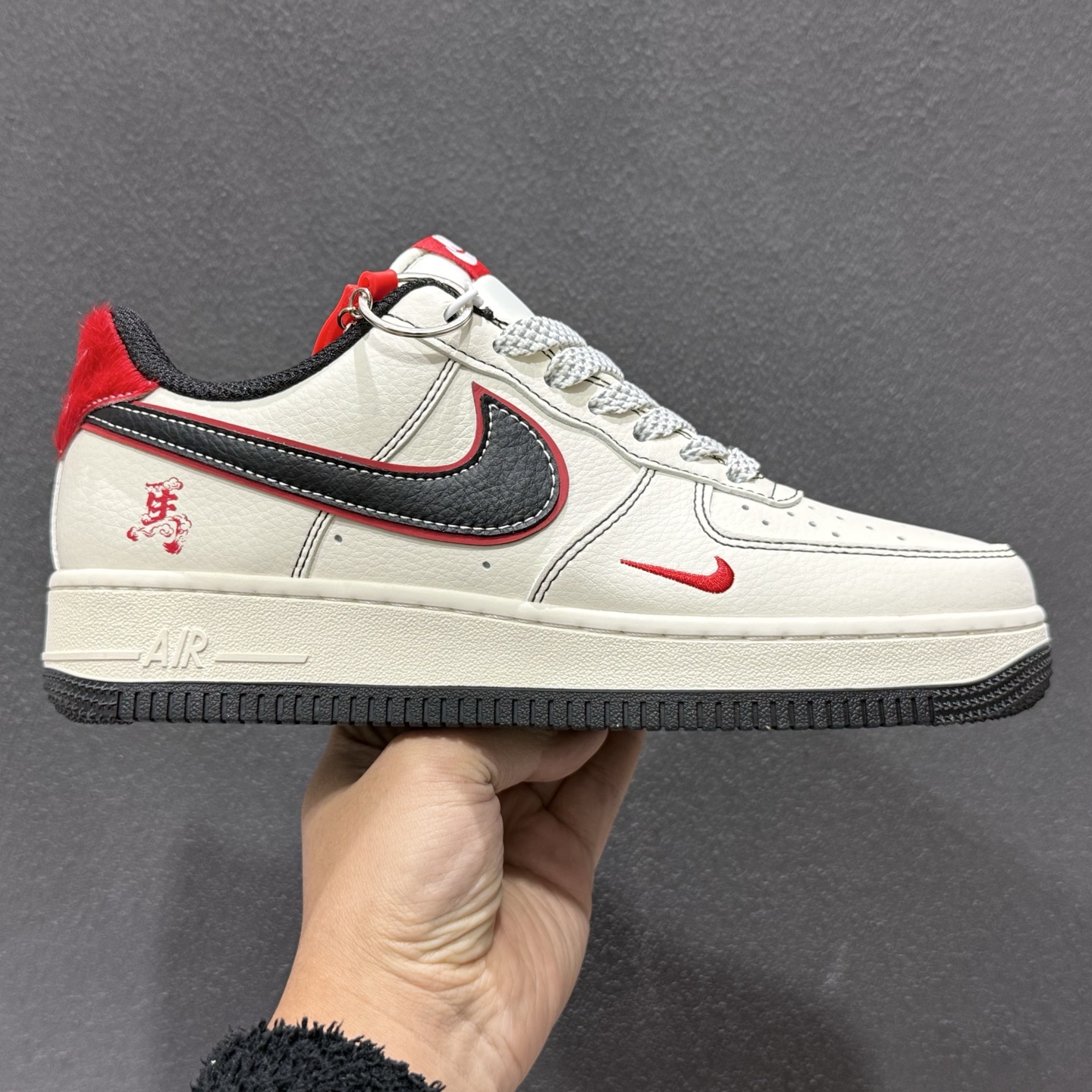 260 Nike Air Force 1 Low 2026 丙午马年限定款 XT6998-152-Chinese UA Cheap High Quatity Brand Clothes Bags handbags Sneakers wholesale wholesaler seller from China Factory suppliers Fashion Clothing Shoes best Quality Beautiful Price 260 Nike Air Force 1 Low 2026 丙午马年限定款 XT6998-152