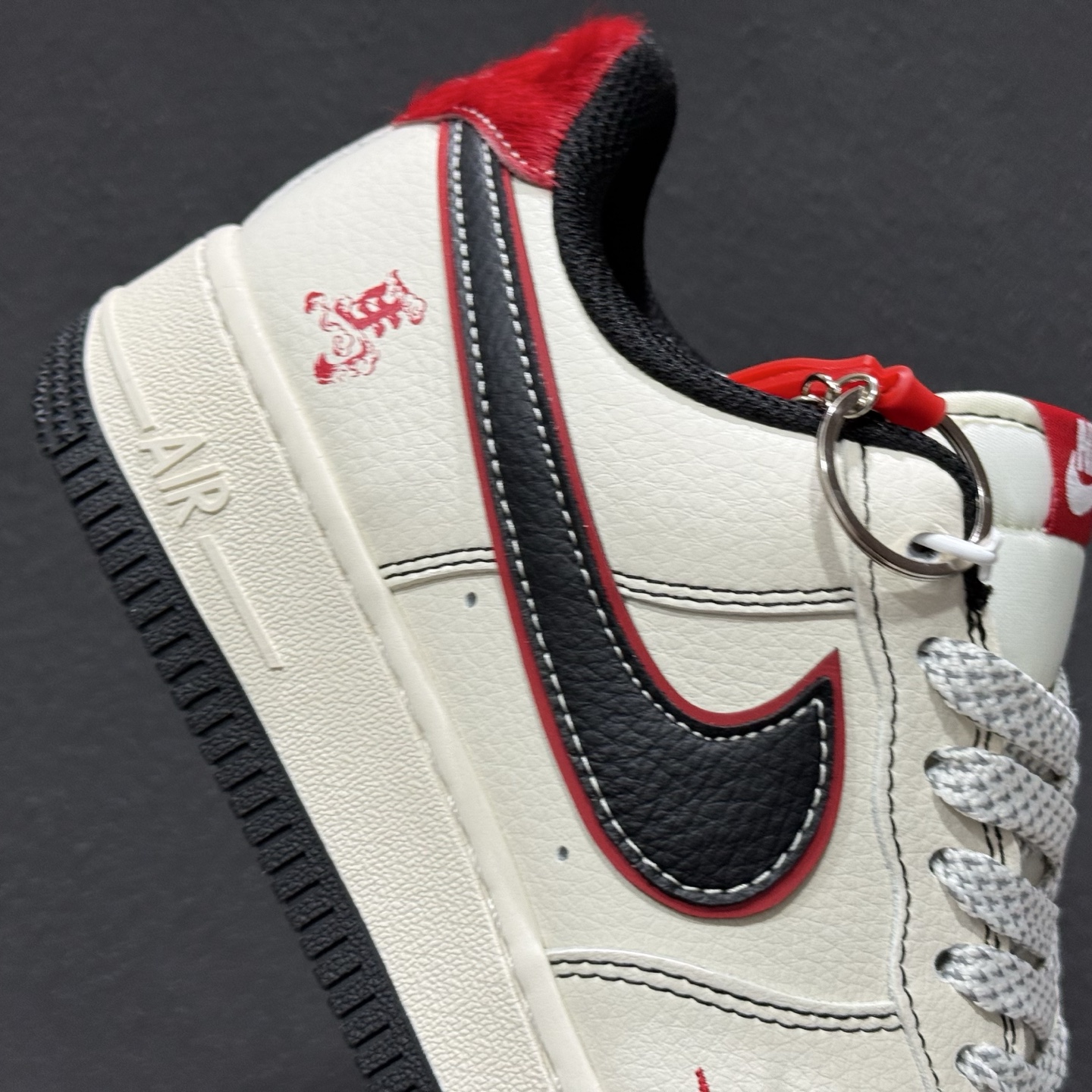 260 Nike Air Force 1 Low 2026 丙午马年限定款 XT6998-152-Chinese UA Cheap High Quatity Brand Clothes Bags handbags Sneakers wholesale wholesaler seller from China Factory suppliers Fashion Clothing Shoes best Quality Beautiful Price 260 Nike Air Force 1 Low 2026 丙午马年限定款 XT6998-152