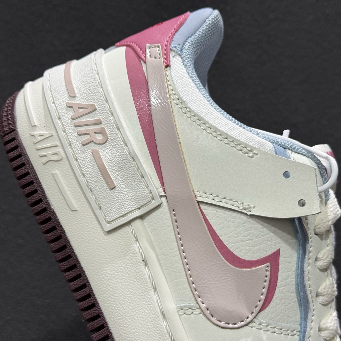 NK Air Force 1 空军一号 IQ9803-161 NK Air Force 1 空军一号 IQ9803-161