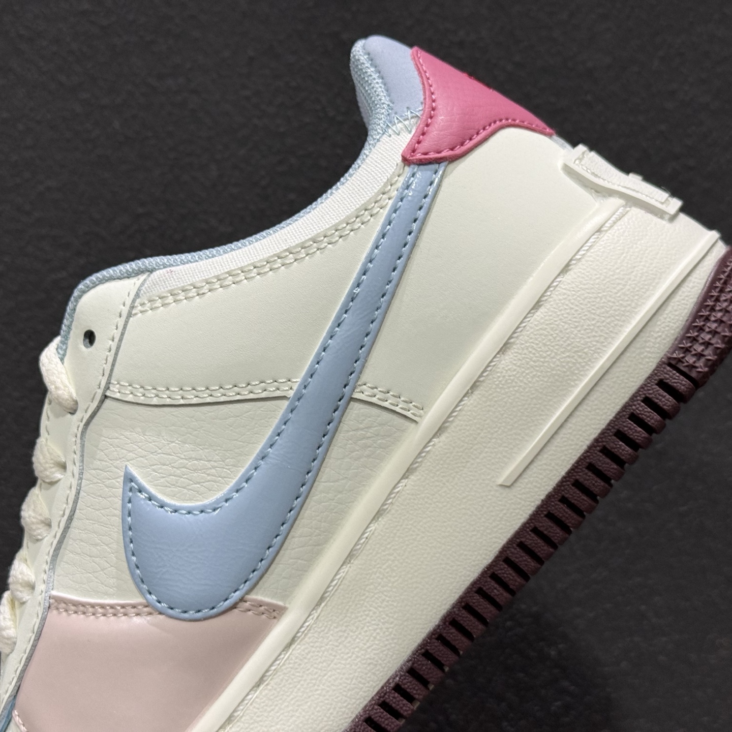 NK Air Force 1 空军一号 IQ9803-161 NK Air Force 1 空军一号 IQ9803-161