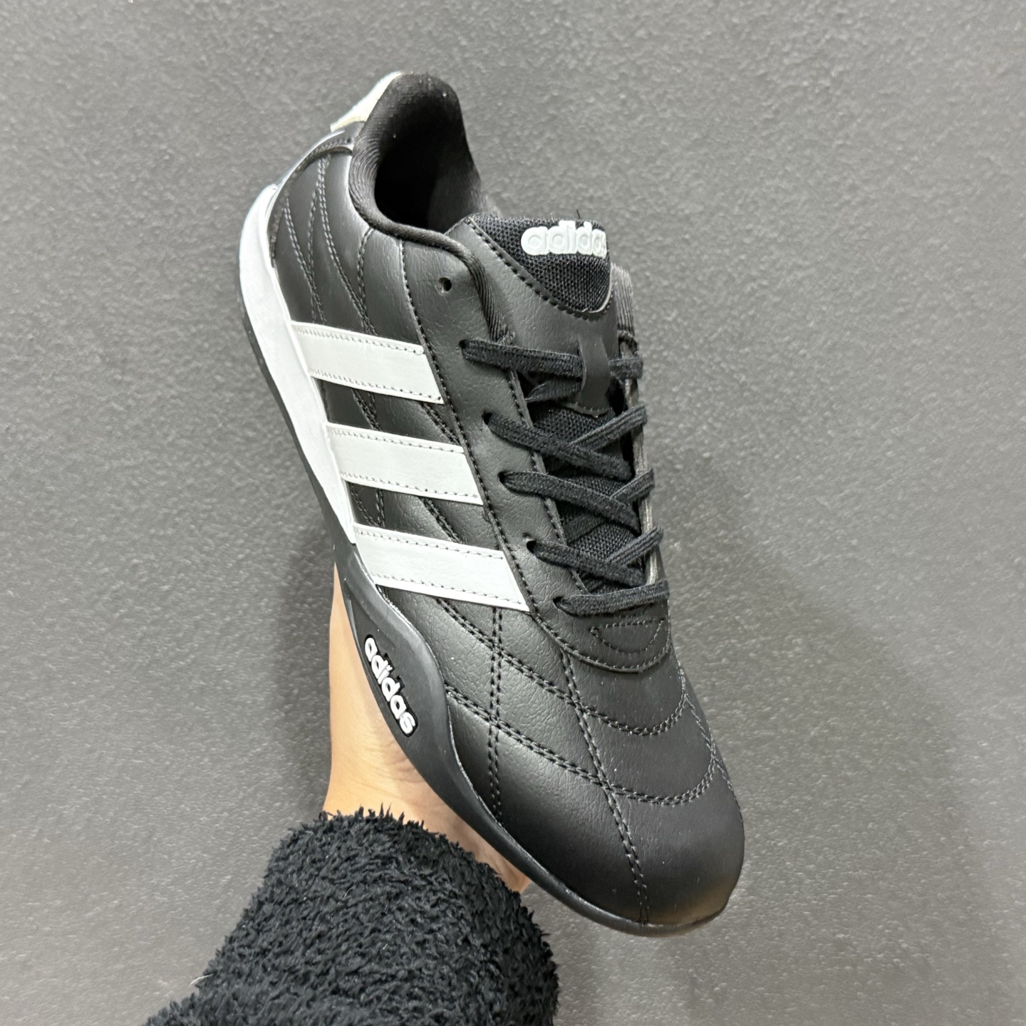 180 Adidas Originals Adiracer 2026 KI1466 阿迪流运动防滑低帮休闲跑步鞋-Chinese UA Cheap High Quatity Brand Clothes Bags handbags Sneakers wholesale wholesaler seller from China Factory suppliers Fashion Clothing Shoes best Quality Beautiful Price 180 Adidas Originals Adiracer 2026 KI1466 阿迪流运动防滑低帮休闲跑步鞋