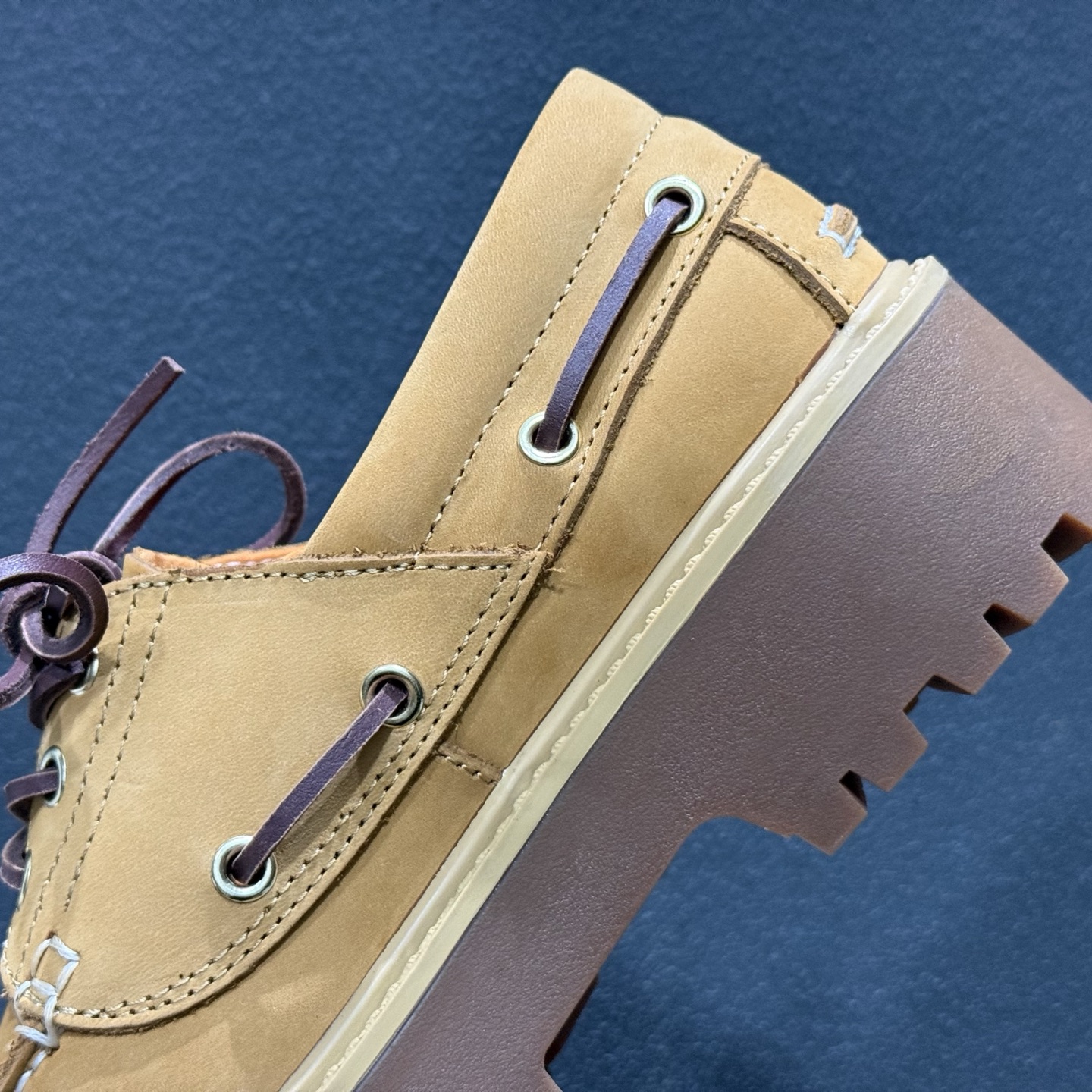 Timberland天伯伦/添柏岚经典款乐福鞋 TB01006-Top High Quatity Cheap Sneakers Fashion Clothing Clothes Bags handbags Shoes of all Brand wholesale With The best Quality And Beautiful Price from China Factory Chinese suppliers wholesaler seller Timberland天伯伦/添柏岚经典款乐福鞋 TB01006