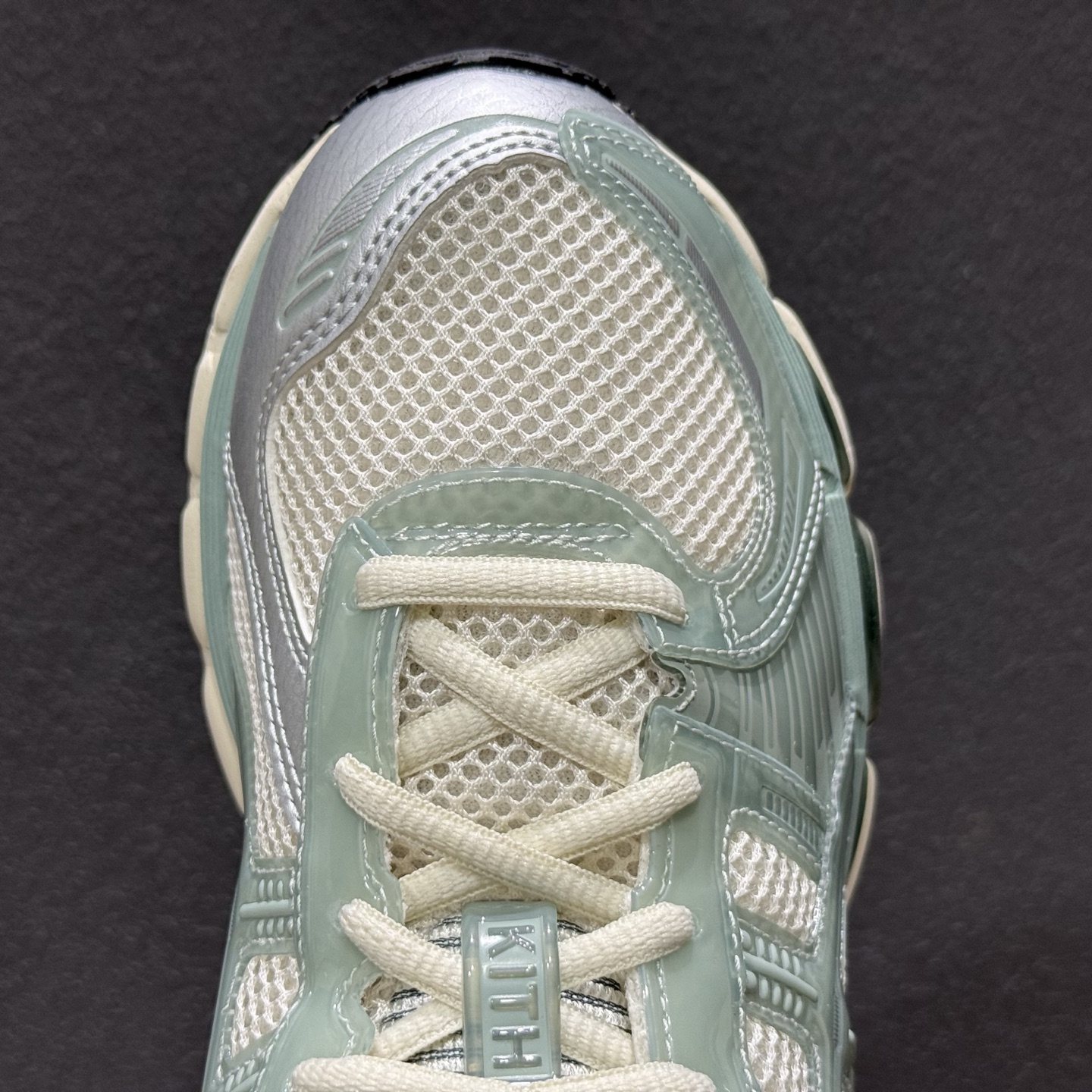 280 Asics GelNimbus 12.1 亚瑟士复古透气休闲鞋缓震男子耐磨跑步鞋 1203A675-100