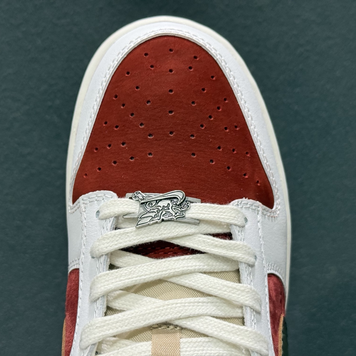 K版Nike SB Dunk Low 马年限定 高端定制 低帮休闲滑板鞋 IQ1118-220-Top High Quatity Cheap Sneakers Fashion Clothing Clothes Bags handbags Shoes of all Brand wholesale With The best Quality And Beautiful Price from China Factory Chinese suppliers wholesaler seller K版Nike SB Dunk Low 马年限定 高端定制 低帮休闲滑板鞋 IQ1118-220