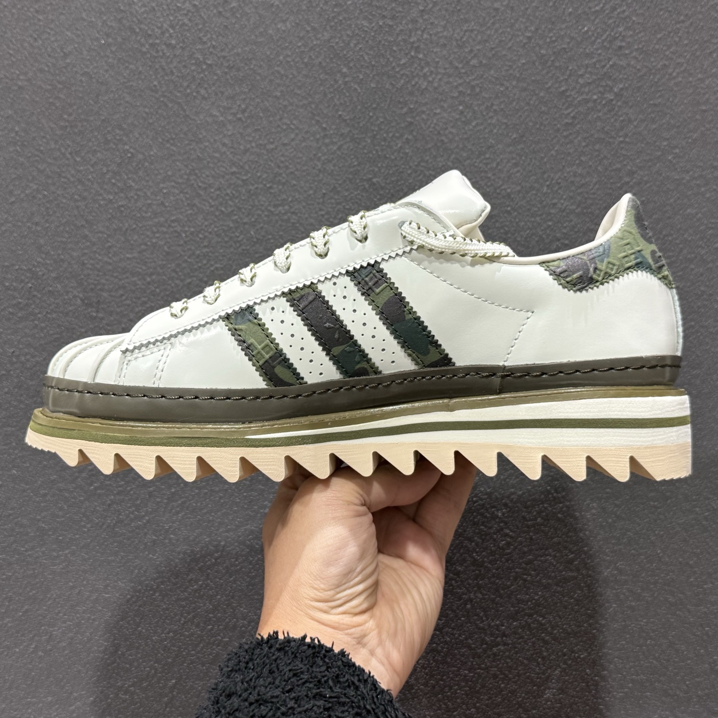 370 新款出货 AD BAPE x CLx Superby EDISON CHEN 猿人头 凝结集团 陈冠希三方联名贝壳头 KJ1473-126