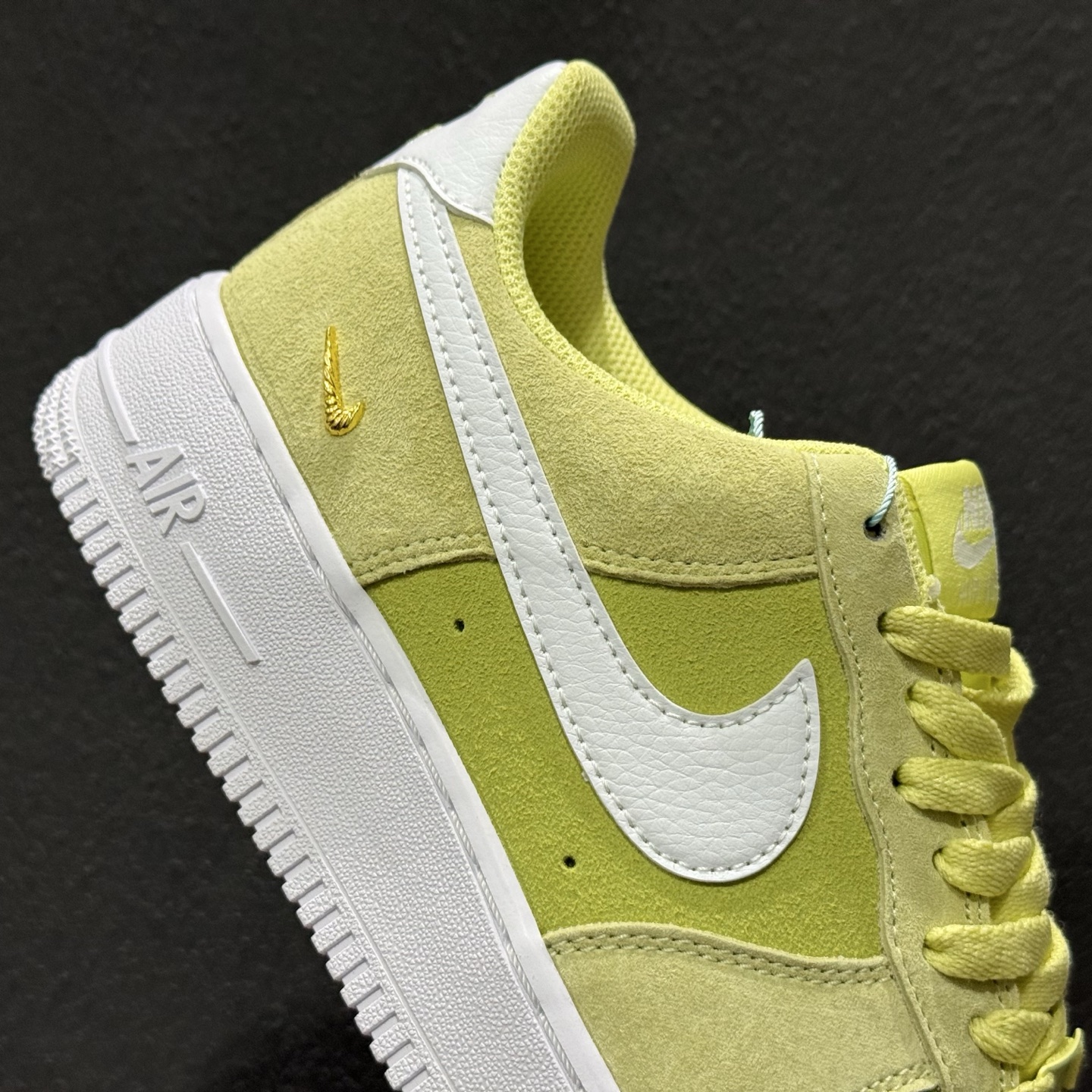 Nike Air Force 1'07 Low 空军一号低帮休闲板鞋 IQ9964-300