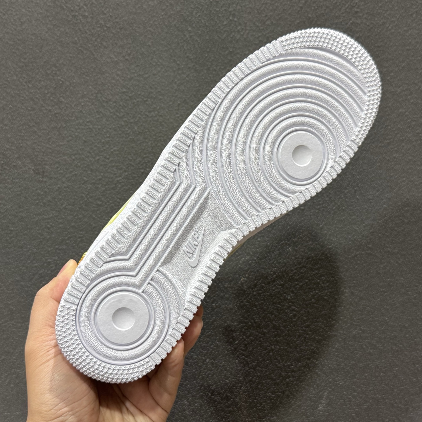 Nike Air Force 1'07 Low 空军一号低帮休闲板鞋 IQ9964-300