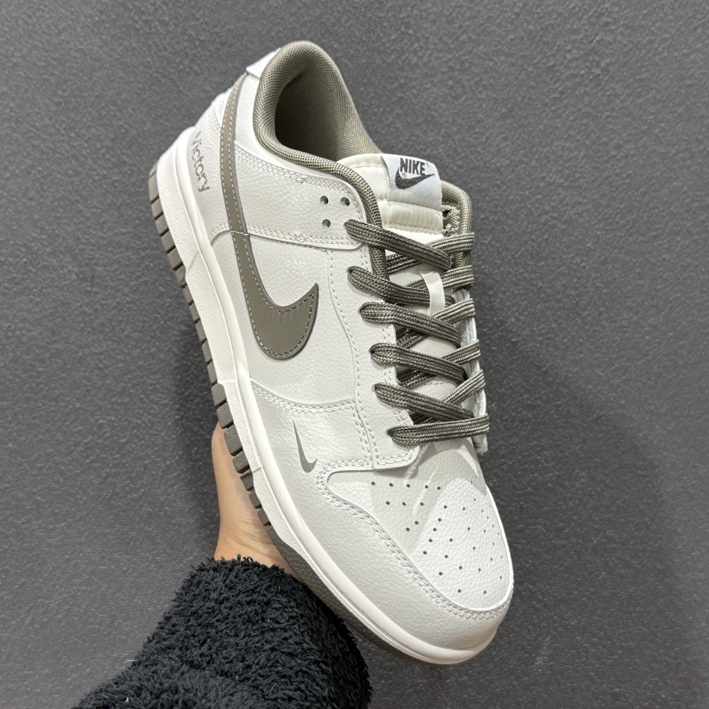 NIKE DUNK LOW RETRO 联名款 耐克 低帮休闲运动板鞋原装头层材料 WG0716-153-Top High Quatity Cheap Sneakers Fashion Clothing Clothes Bags handbags Shoes of all Brand wholesale With The best Quality And Beautiful Price from China Factory Chinese suppliers wholesaler seller NIKE DUNK LOW RETRO 联名款 耐克 低帮休闲运动板鞋原装头层材料 WG0716-153