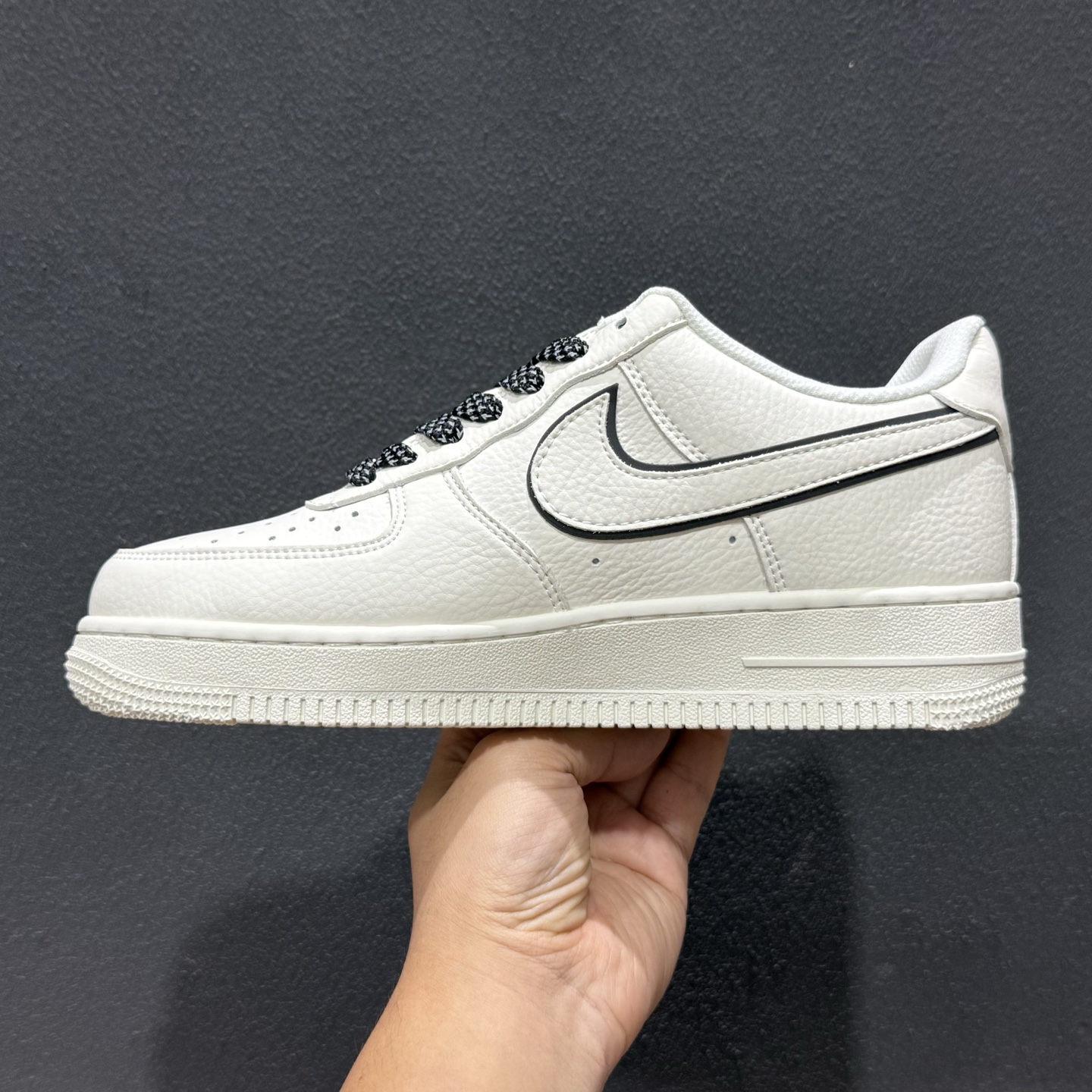 260 Nike Air Force 1 Low 米黑 MM5288-072