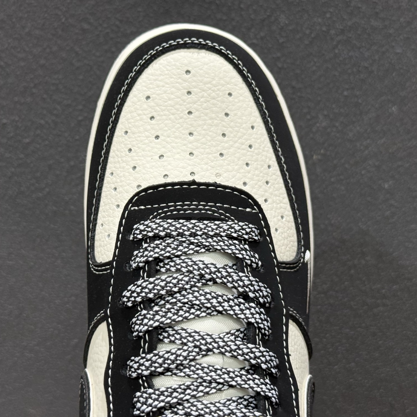 260 Nike Air Force 1 Low 猿人头联名 DW8806-003-Chinese UA Cheap High Quatity Brand Clothes Bags handbags Sneakers wholesale wholesaler seller from China Factory suppliers Fashion Clothing Shoes best Quality Beautiful Price 260 Nike Air Force 1 Low 猿人头联名 DW8806-003