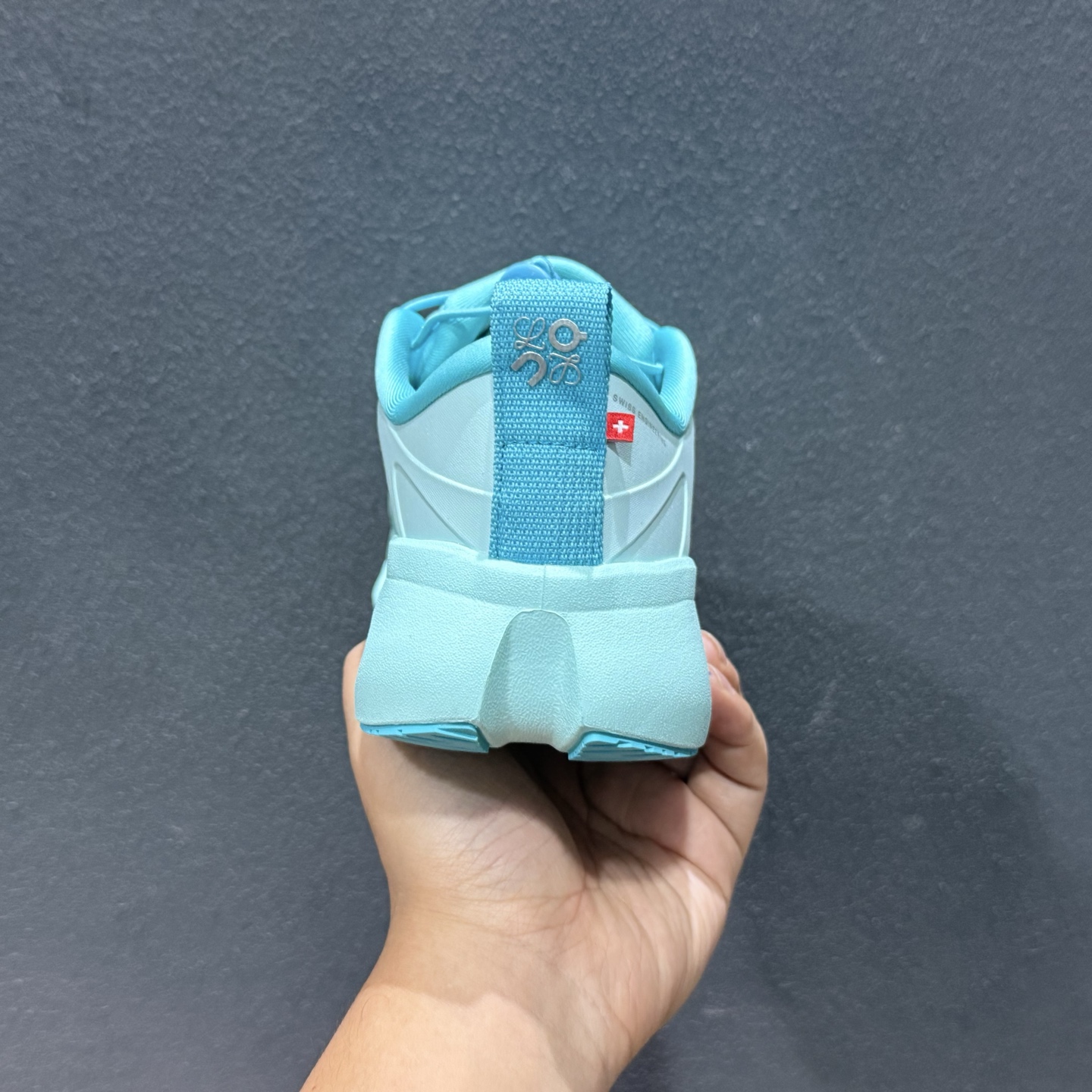 200 Cloudswift 4 低帮跑步鞋 尺码36-45带半码 3MF1013-Chinese UA Cheap High Quatity Brand Clothes Bags handbags Sneakers wholesale wholesaler seller from China Factory suppliers Fashion Clothing Shoes best Quality Beautiful Price 200 Cloudswift 4 低帮跑步鞋 尺码36-45带半码 3MF1013