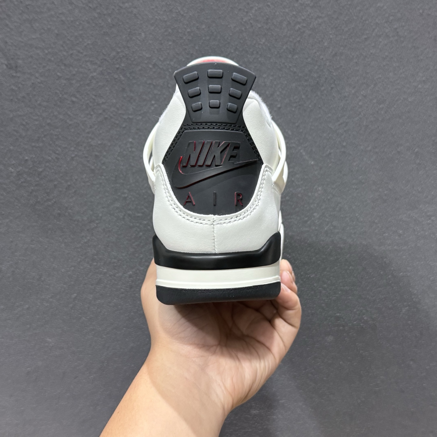 Air Jordan 4 Retro ”Flight Club”舒适百搭 防滑耐磨 中帮 复古篮球鞋 白黑红 IM4002-100-Top High Quatity Cheap Sneakers Fashion Clothing Clothes Bags handbags Shoes of all Brand wholesale With The best Quality And Beautiful Price from China Factory Chinese suppliers wholesaler seller Air Jordan 4 Retro ”Flight Club”舒适百搭 防滑耐磨 中帮 复古篮球鞋 白黑红 IM4002-100
