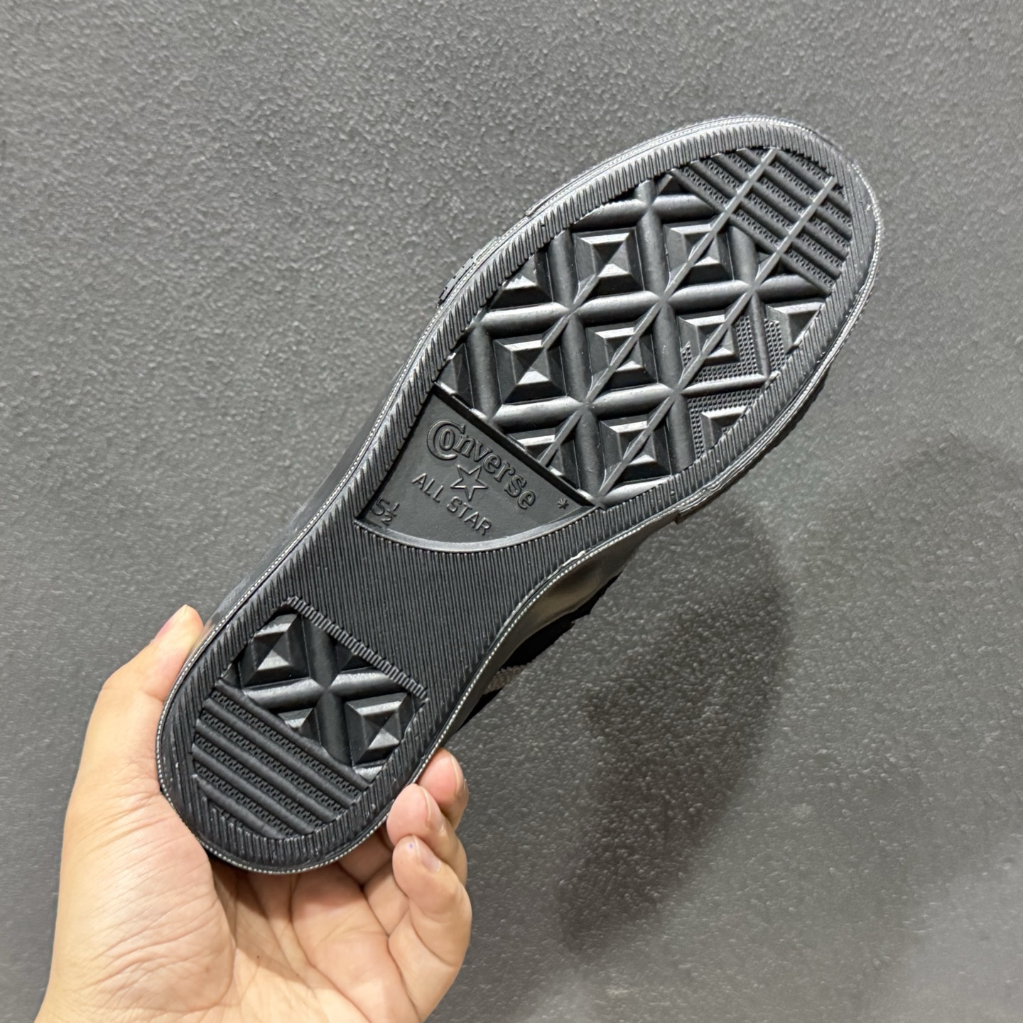 Converse × UNDEFEATED One Star Academy Pro 黑武士 匡威联名五条杠 复古休闲滑板鞋 A12131C-Top High Quatity Cheap Sneakers Fashion Clothing Clothes Bags handbags Shoes of all Brand wholesale With The best Quality And Beautiful Price from China Factory Chinese suppliers wholesaler seller Converse × UNDEFEATED One Star Academy Pro 黑武士 匡威联名五条杠 复古休闲滑板鞋 A12131C