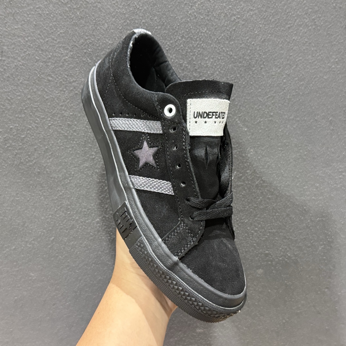Converse × UNDEFEATED One Star Academy Pro 黑武士 匡威联名五条杠 复古休闲滑板鞋 A12131C-Top High Quatity Cheap Sneakers Fashion Clothing Clothes Bags handbags Shoes of all Brand wholesale With The best Quality And Beautiful Price from China Factory Chinese suppliers wholesaler seller Converse × UNDEFEATED One Star Academy Pro 黑武士 匡威联名五条杠 复古休闲滑板鞋 A12131C