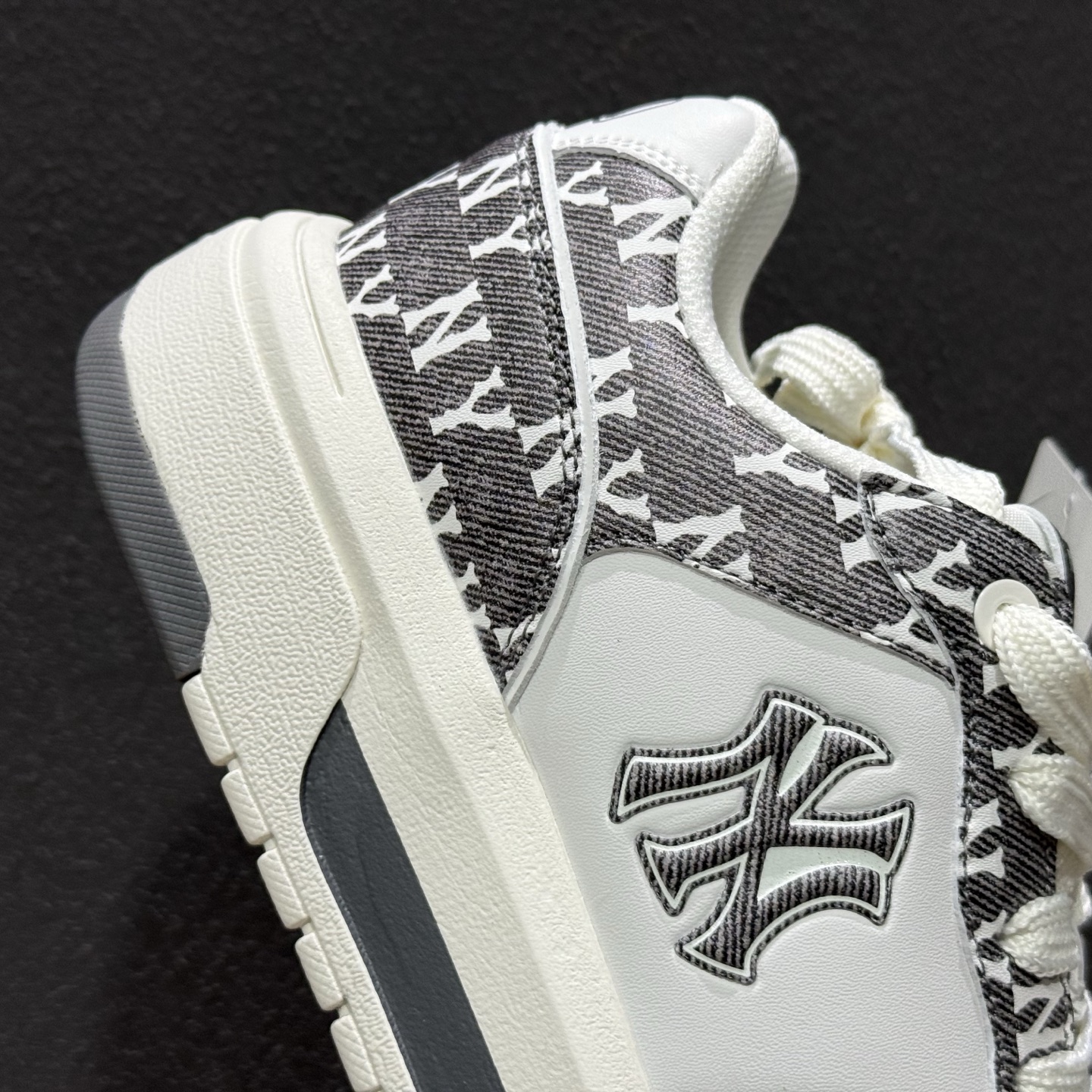 180 MLB CHUNKY LINER DENIM POCKET MONOGRAM SL 印刻老花 时尚舒适 休闲运动 防滑耐磨低帮板鞋 3ASXM026N(GP005)