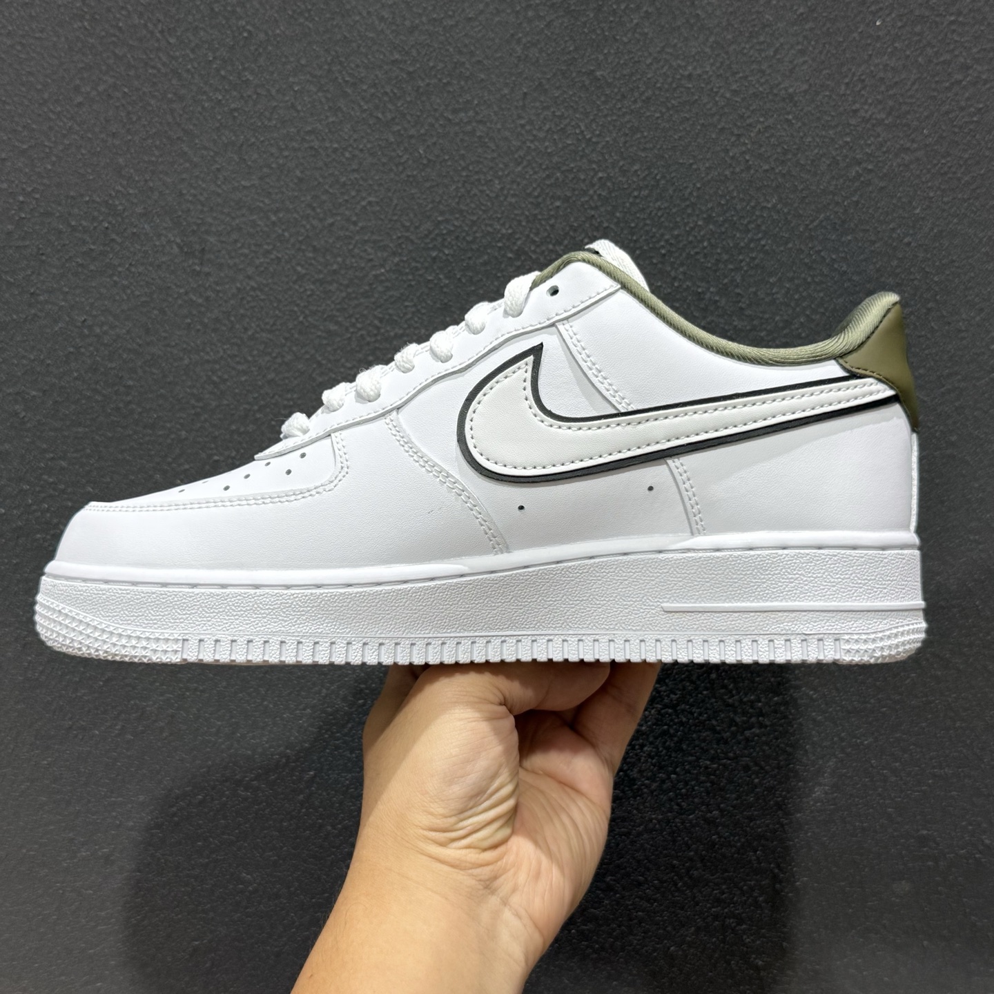 200 NK Air Force 1 空军一号 IO4226-100-Chinese UA Cheap High Quatity Brand Clothes Bags handbags Sneakers wholesale wholesaler seller from China Factory suppliers Fashion Clothing Shoes best Quality Beautiful Price 200 NK Air Force 1 空军一号 IO4226-100