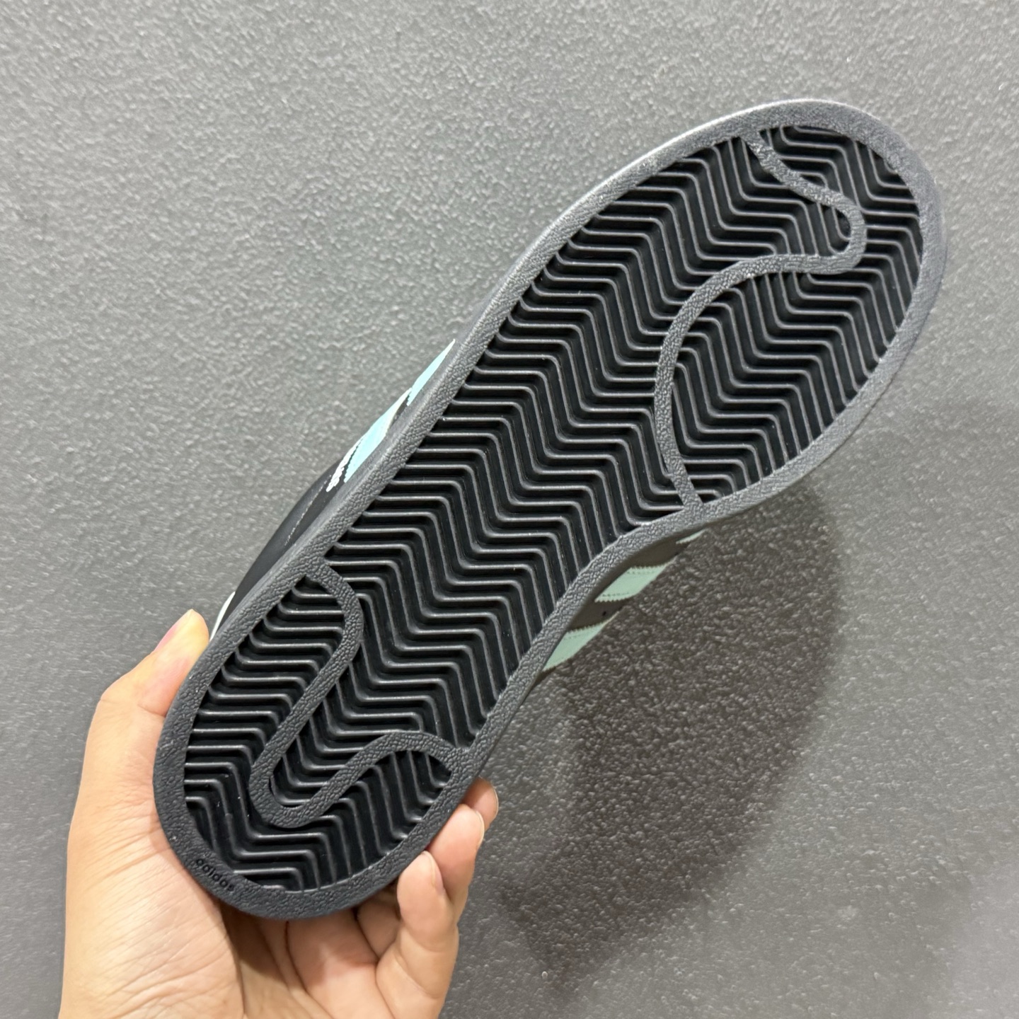 180 平台爆款 定制球鞋 adidas originals Superstar 2 碎冰蓝黑 JH9977
