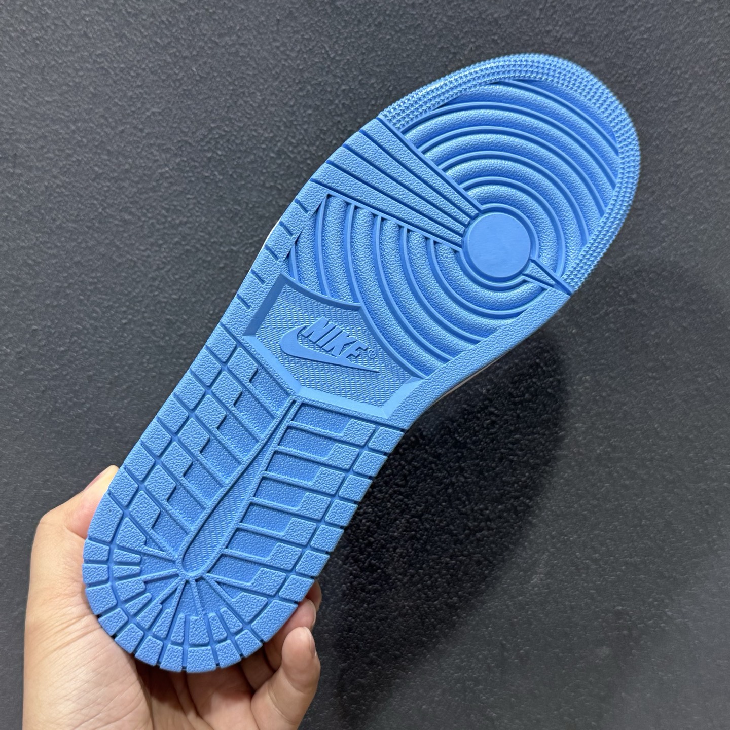 240 Air Jordan 1 Low AJ1 乔1白蓝配色 低帮复古文化篮球鞋 553558-404-Chinese UA Cheap High Quatity Brand Clothes Bags handbags Sneakers wholesale wholesaler seller from China Factory suppliers Fashion Clothing Shoes best Quality Beautiful Price 240 Air Jordan 1 Low AJ1 乔1白蓝配色 低帮复古文化篮球鞋 553558-404