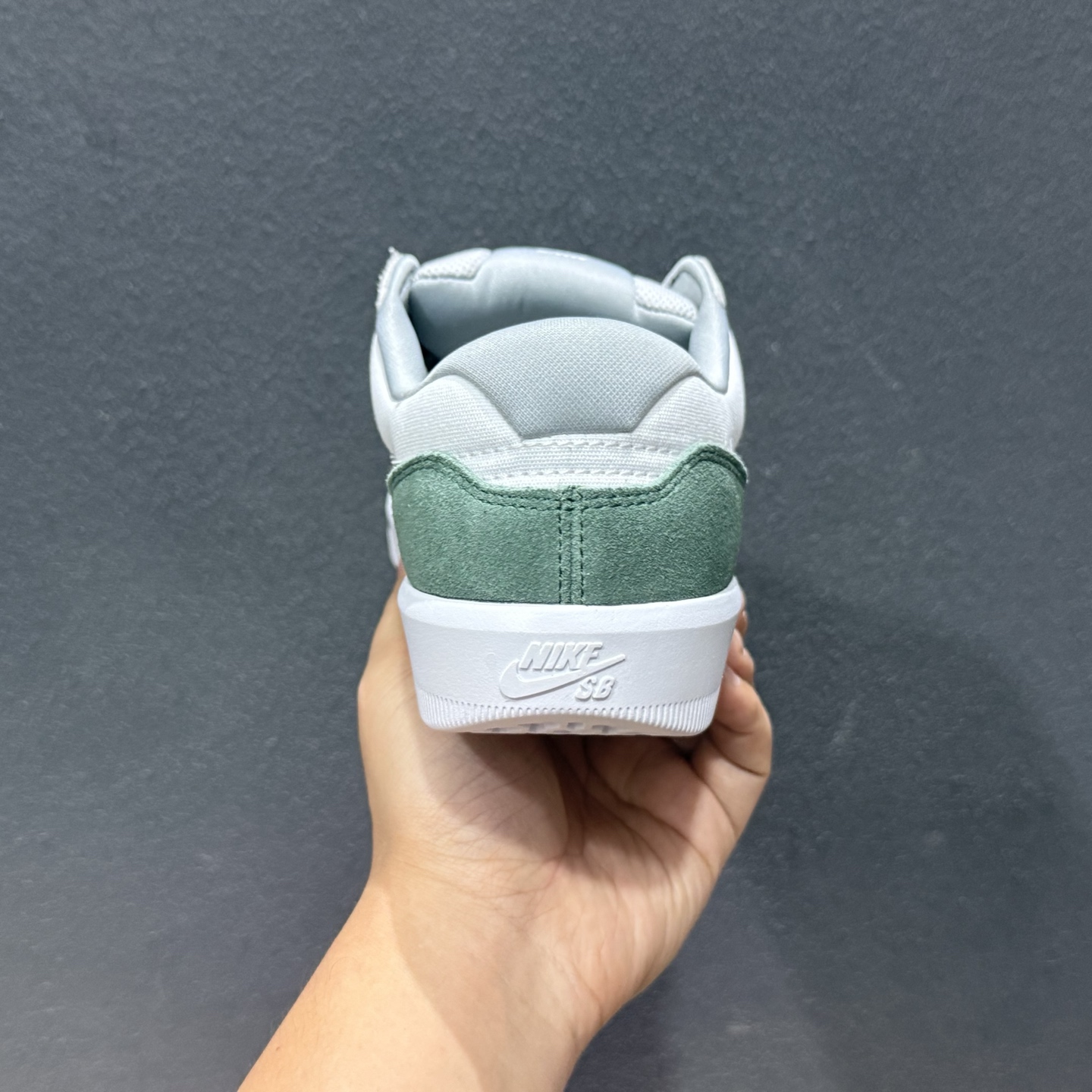 150 新款出货 原装 NK NK SB Force 58 耐克简版复古滑板鞋 DV5477-105-Chinese UA Cheap High Quatity Brand Clothes Bags handbags Sneakers wholesale wholesaler seller from China Factory suppliers Fashion Clothing Shoes best Quality Beautiful Price 150 新款出货 原装 NK NK SB Force 58 耐克简版复古滑板鞋 DV5477-105