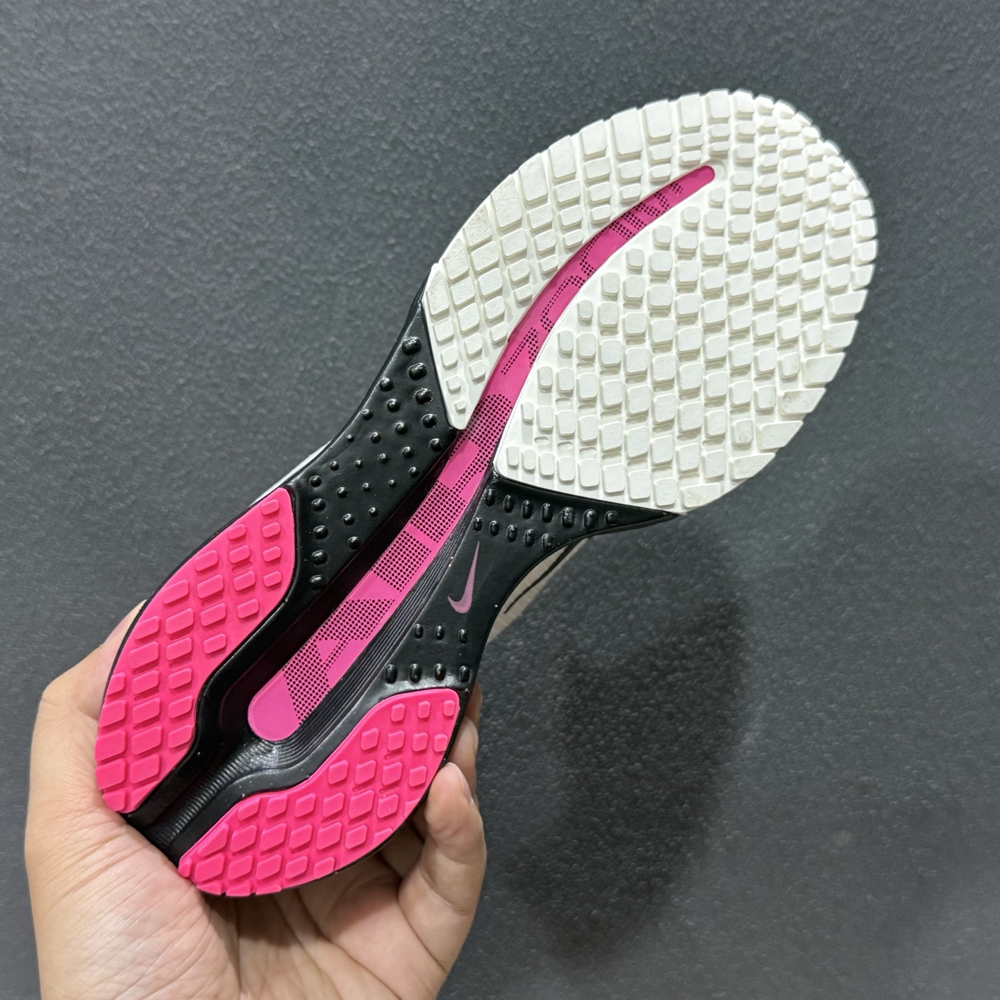 Nike Pegasus Premium 纯原版本 减震防滑耐磨透气 低帮跑步鞋 IQ1130-001