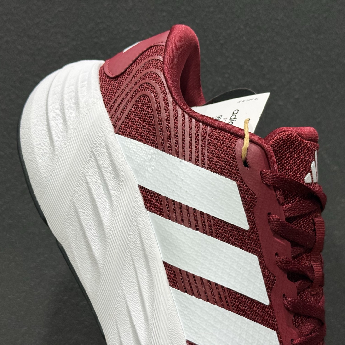 180 adidas Galaxy 8 阿迪超轻透气缓震跑鞋 三叶草 清风系列 复古网面透气跑步鞋 KI7989-111