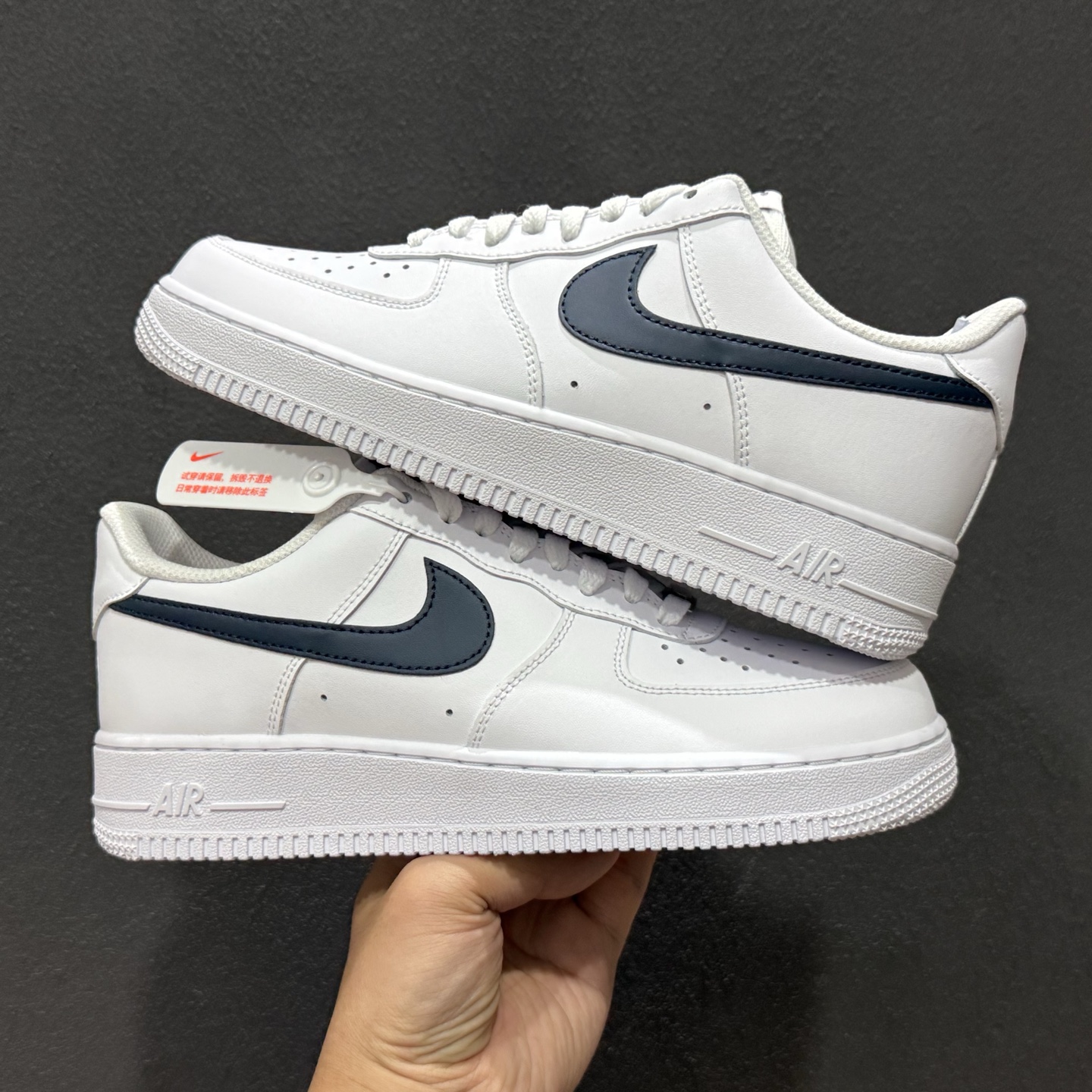 200 Nike Air Force 1'07 Low 空军一号低帮休闲板鞋 IQ0407-100-Chinese UA Cheap High Quatity Brand Clothes Bags handbags Sneakers wholesale wholesaler seller from China Factory suppliers Fashion Clothing Shoes best Quality Beautiful Price 200 Nike Air Force 1'07 Low 空军一号低帮休闲板鞋 IQ0407-100