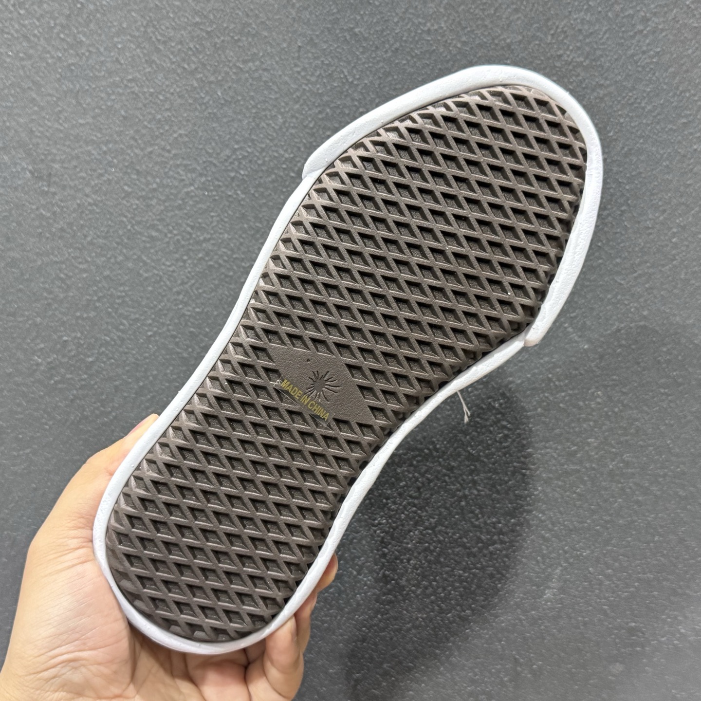 230 MIHARA YASUHIRO三原康裕 Peterson Sole 白色 AO8FW717-132