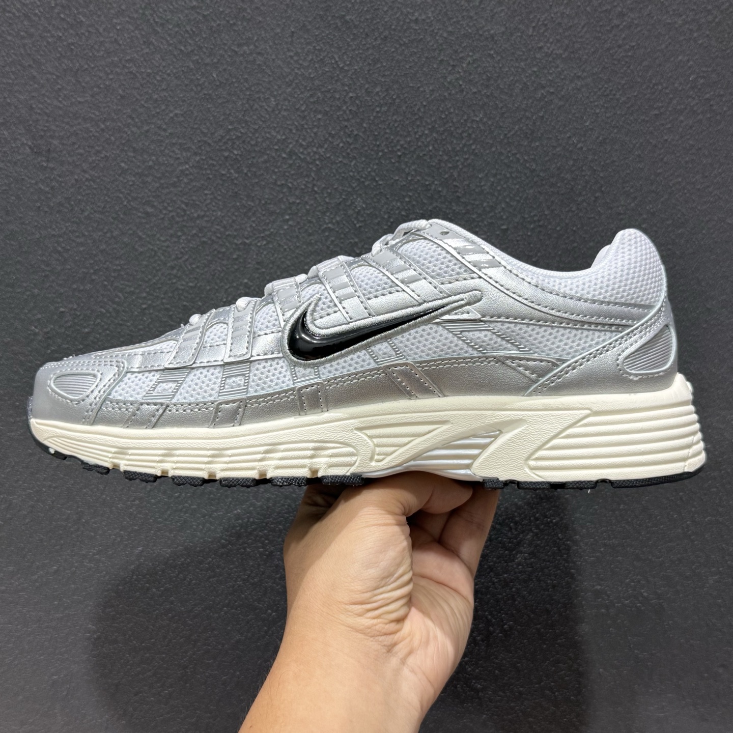 NK P-6000 系列低帮复古老爹风休闲运动舒适慢跑鞋 CD6404-105-Top High Quatity Cheap Sneakers Fashion Clothing Clothes Bags handbags Shoes of all Brand wholesale With The best Quality And Beautiful Price from China Factory Chinese suppliers wholesaler seller NK P-6000 系列低帮复古老爹风休闲运动舒适慢跑鞋 CD6404-105
