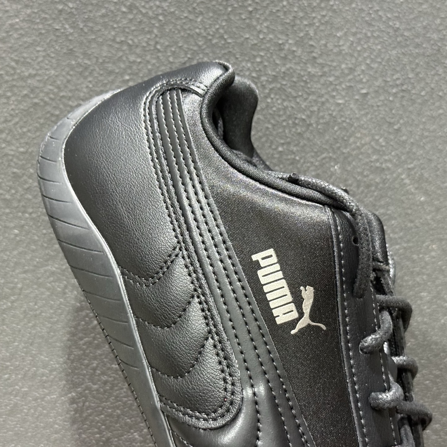 PUMA彪马 speedcat Femme 黑色 405835-02-Top High Quatity Cheap Sneakers Fashion Clothing Clothes Bags handbags Shoes of all Brand wholesale With The best Quality And Beautiful Price from China Factory Chinese suppliers wholesaler seller PUMA彪马 speedcat Femme 黑色 405835-02