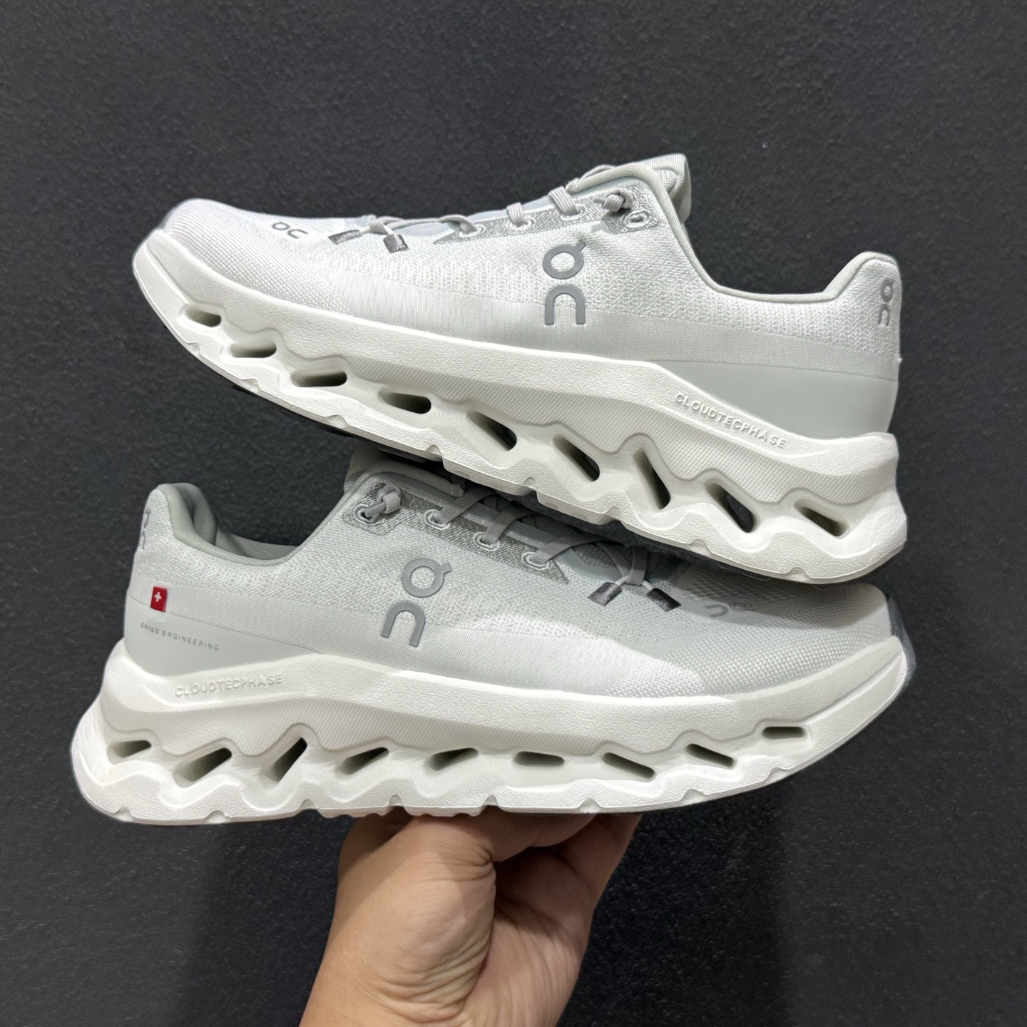 160 ON 昂跑 Cloudtilt 系列 轻量运动休闲鞋 3ME1010-Chinese UA Cheap High Quatity Brand Clothes Bags handbags Sneakers wholesale wholesaler seller from China Factory suppliers Fashion Clothing Shoes best Quality Beautiful Price 160 ON 昂跑 Cloudtilt 系列 轻量运动休闲鞋 3ME1010