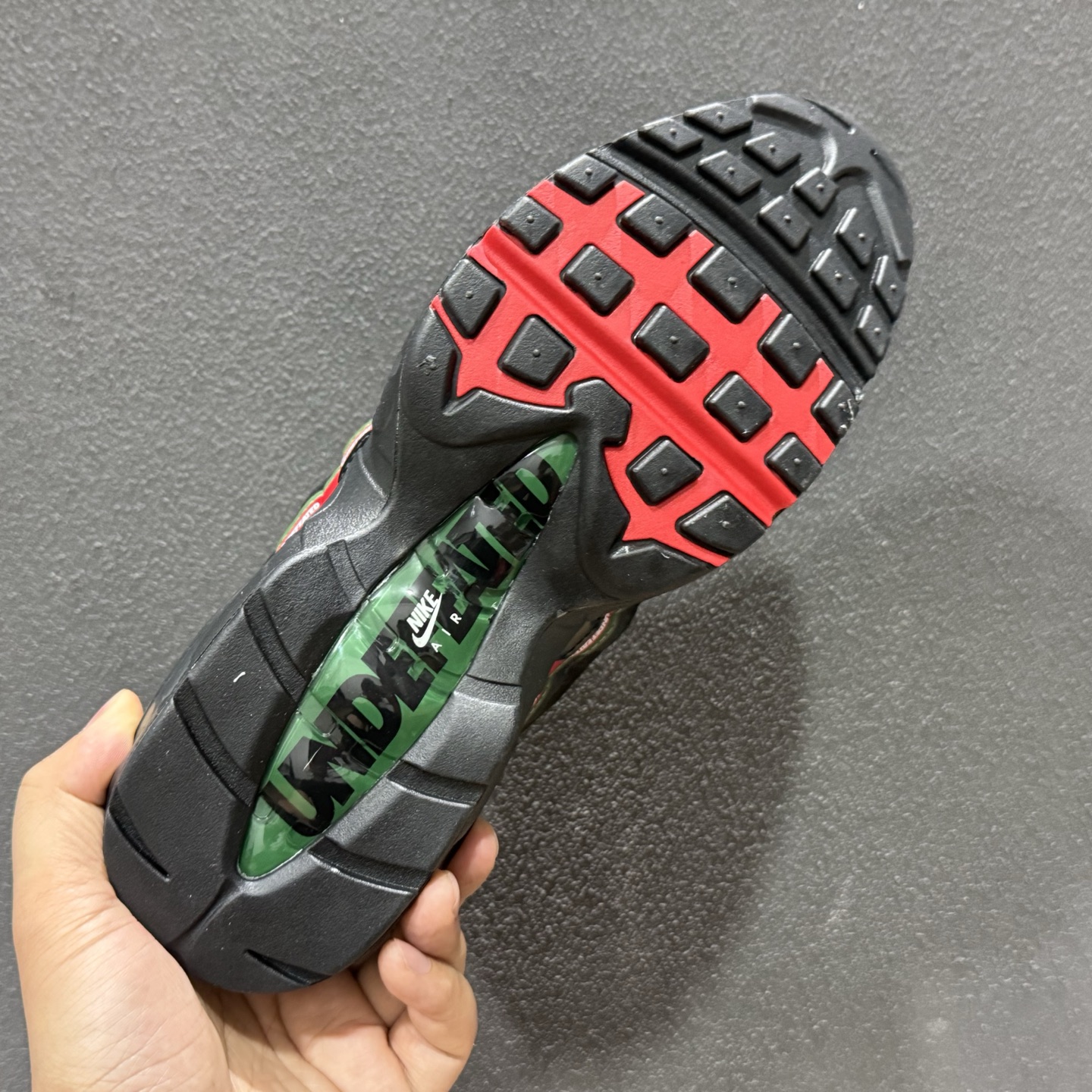 NIKE AIR MAX 95 SP 气垫复古慢跑百搭鞋休闲运动鞋 IB4453-001-High Quatity Cheap Brand wholesale wholesaler seller Clothes Bags handbags Sneakers Top Fashion Clothing Shoes from China Factory Chinese suppliers best Quality Beautiful Price NIKE AIR MAX 95 SP 气垫复古慢跑百搭鞋休闲运动鞋 IB4453-001