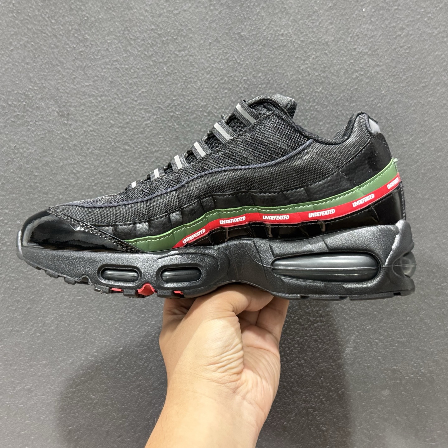 NIKE AIR MAX 95 SP 气垫复古慢跑百搭鞋休闲运动鞋 IB4453-001-High Quatity Cheap Brand wholesale wholesaler seller Clothes Bags handbags Sneakers Top Fashion Clothing Shoes from China Factory Chinese suppliers best Quality Beautiful Price NIKE AIR MAX 95 SP 气垫复古慢跑百搭鞋休闲运动鞋 IB4453-001