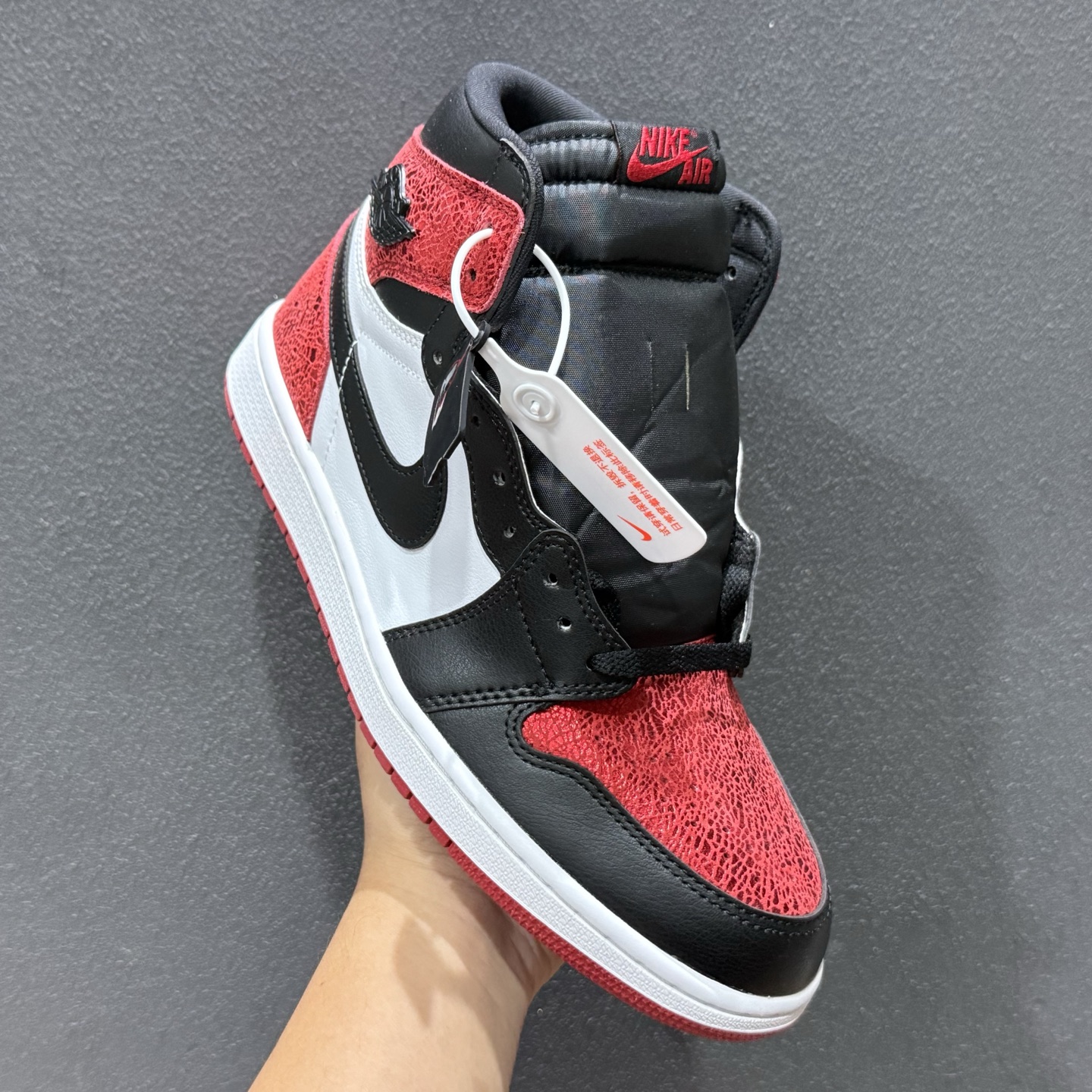 平台爆款 Jordan Air Jordan 1 High Ruby 白红黑 FD2596-602-High Quatity Cheap Brand wholesale wholesaler seller Clothes Bags handbags Sneakers Top Fashion Clothing Shoes from China Factory Chinese suppliers best Quality Beautiful Price 平台爆款 Jordan Air Jordan 1 High Ruby 白红黑 FD2596-602
