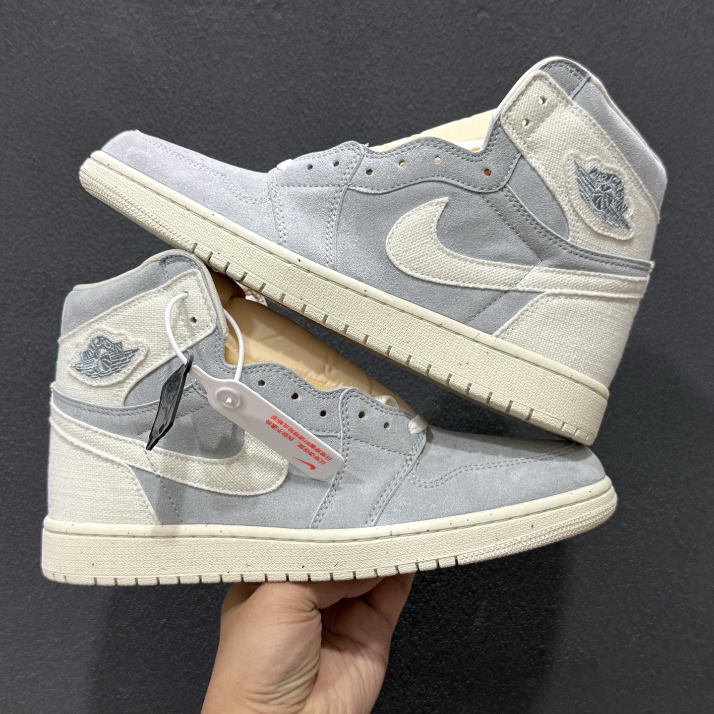 平台爆款 Jordan Air Jordan 1 灰色 FD8636-011-High Quatity Cheap Brand wholesale wholesaler seller Clothes Bags handbags Sneakers Top Fashion Clothing Shoes from China Factory Chinese suppliers best Quality Beautiful Price 平台爆款 Jordan Air Jordan 1 灰色 FD8636-011