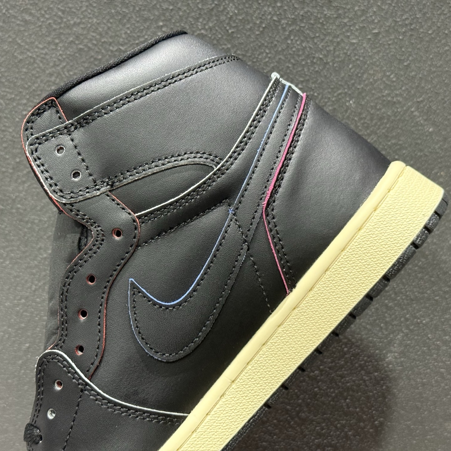 平台爆款 Jordan Air Jordan 1 High OG”Black/Muslin”黑色 DZ5485-002