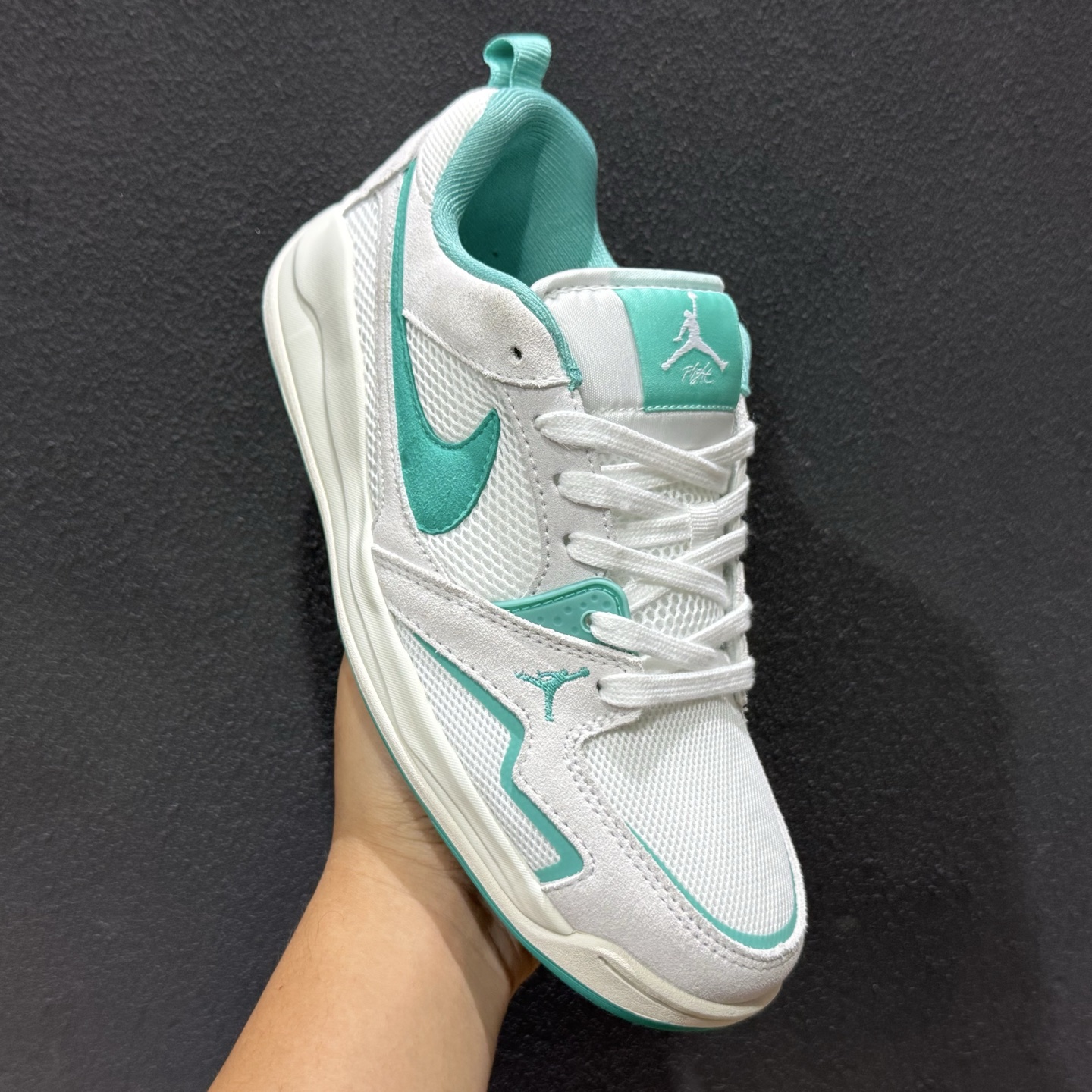AD版Jordan CMFT ERA 舒适简约低帮运动板鞋 HJ6778-113-High Quatity Cheap Brand wholesale wholesaler seller Clothes Bags handbags Sneakers Top Fashion Clothing Shoes from China Factory Chinese suppliers best Quality Beautiful Price AD版Jordan CMFT ERA 舒适简约低帮运动板鞋 HJ6778-113