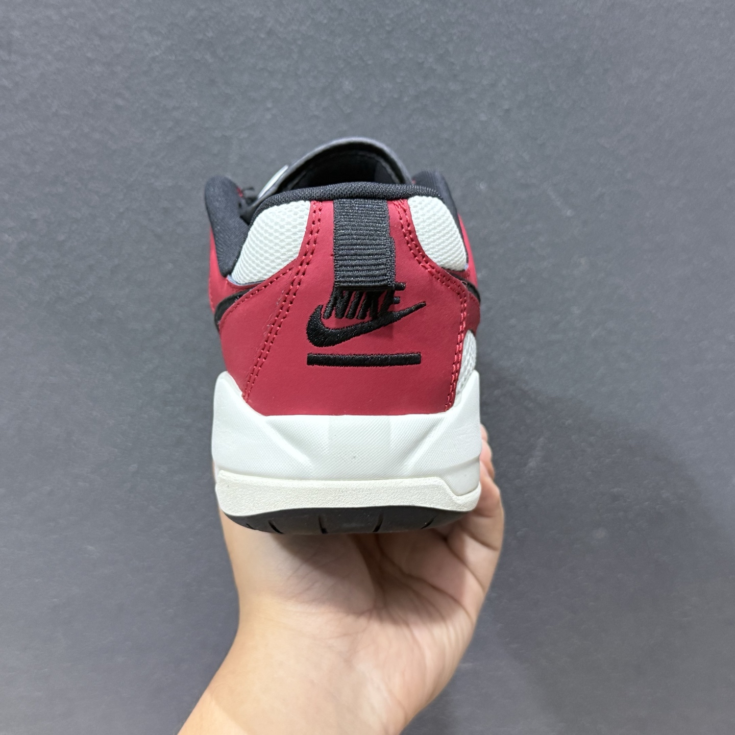 AD版Jordan CMFT ERA 舒适简约低帮运动板鞋 HJ6777-106-High Quatity Cheap Brand wholesale wholesaler seller Clothes Bags handbags Sneakers Top Fashion Clothing Shoes from China Factory Chinese suppliers best Quality Beautiful Price AD版Jordan CMFT ERA 舒适简约低帮运动板鞋 HJ6777-106