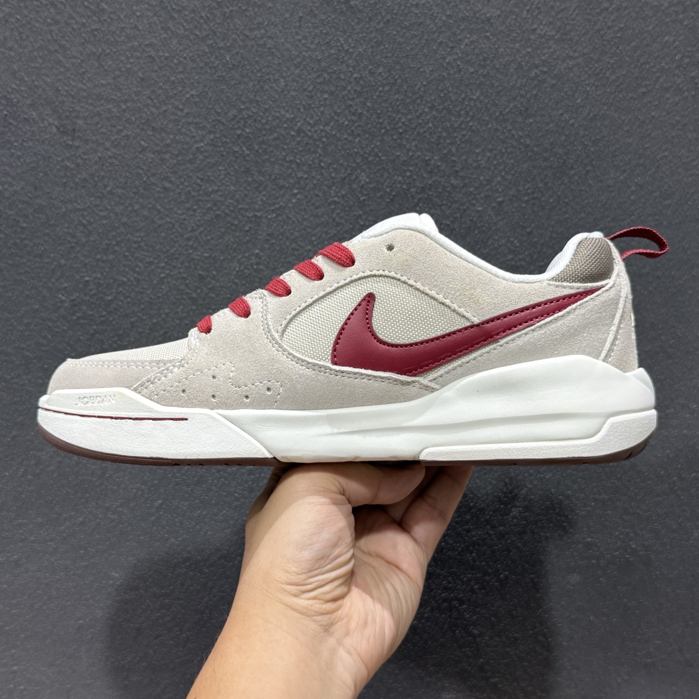 AD版Jordan CMFT ERA 舒适简约低帮运动板鞋 IQ9781-261-High Quatity Cheap Brand wholesale wholesaler seller Clothes Bags handbags Sneakers Top Fashion Clothing Shoes from China Factory Chinese suppliers best Quality Beautiful Price AD版Jordan CMFT ERA 舒适简约低帮运动板鞋 IQ9781-261
