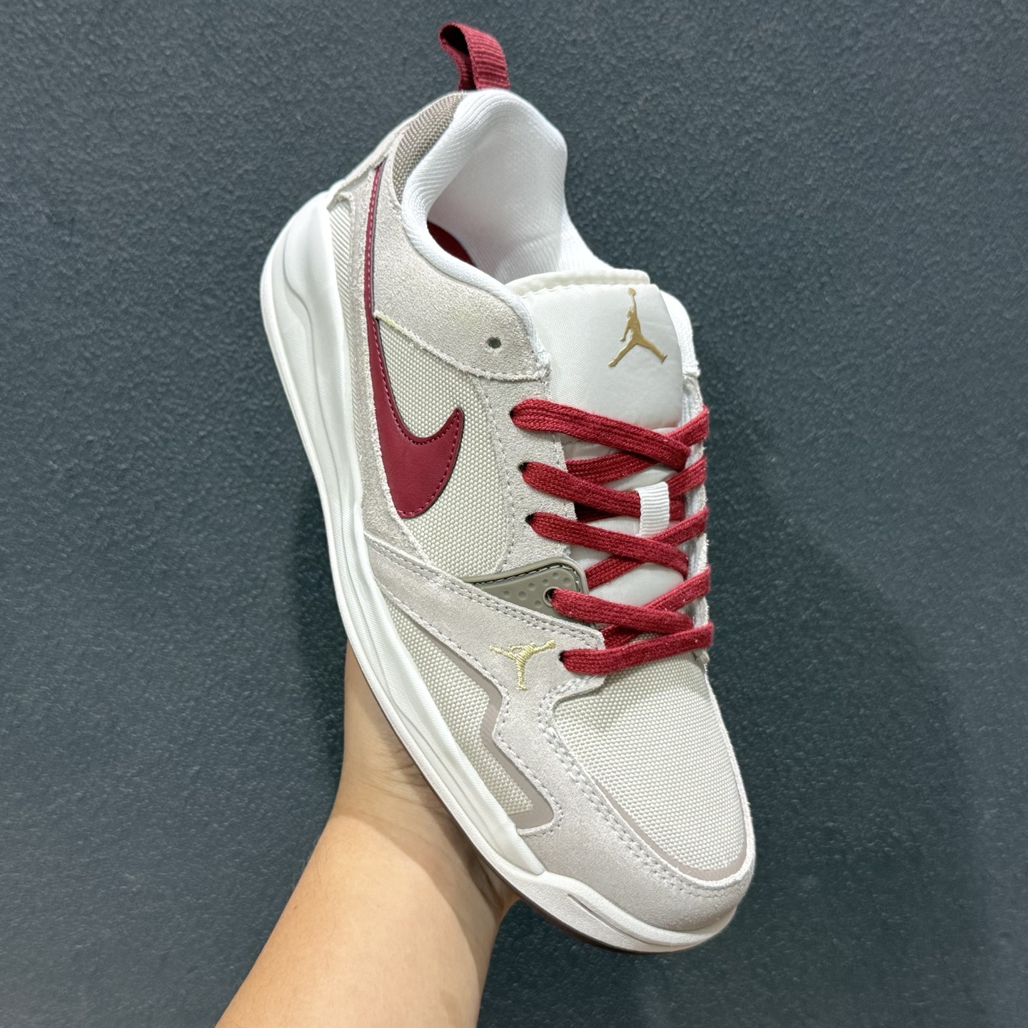 AD版Jordan CMFT ERA 舒适简约低帮运动板鞋 IQ9781-261-High Quatity Cheap Brand wholesale wholesaler seller Clothes Bags handbags Sneakers Top Fashion Clothing Shoes from China Factory Chinese suppliers best Quality Beautiful Price AD版Jordan CMFT ERA 舒适简约低帮运动板鞋 IQ9781-261