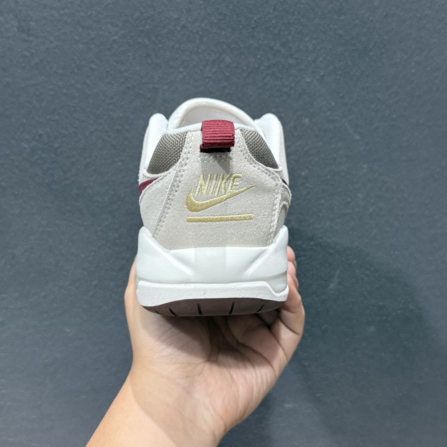 AD版Jordan CMFT ERA 舒适简约低帮运动板鞋 IQ9781-261-High Quatity Cheap Brand wholesale wholesaler seller Clothes Bags handbags Sneakers Top Fashion Clothing Shoes from China Factory Chinese suppliers best Quality Beautiful Price AD版Jordan CMFT ERA 舒适简约低帮运动板鞋 IQ9781-261