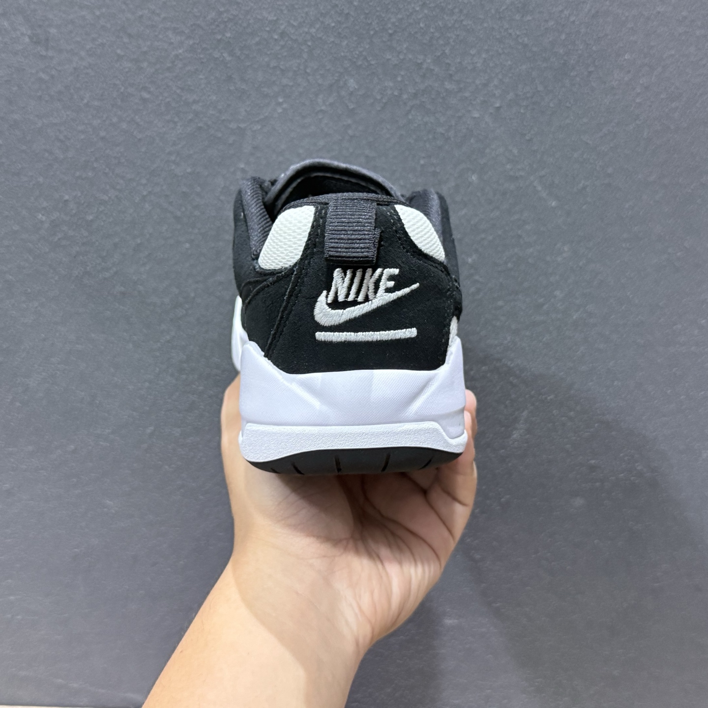 AD版Jordan CMFT ERA 舒适简约低帮运动板鞋 HJ6777-001-High Quatity Cheap Brand wholesale wholesaler seller Clothes Bags handbags Sneakers Top Fashion Clothing Shoes from China Factory Chinese suppliers best Quality Beautiful Price AD版Jordan CMFT ERA 舒适简约低帮运动板鞋 HJ6777-001