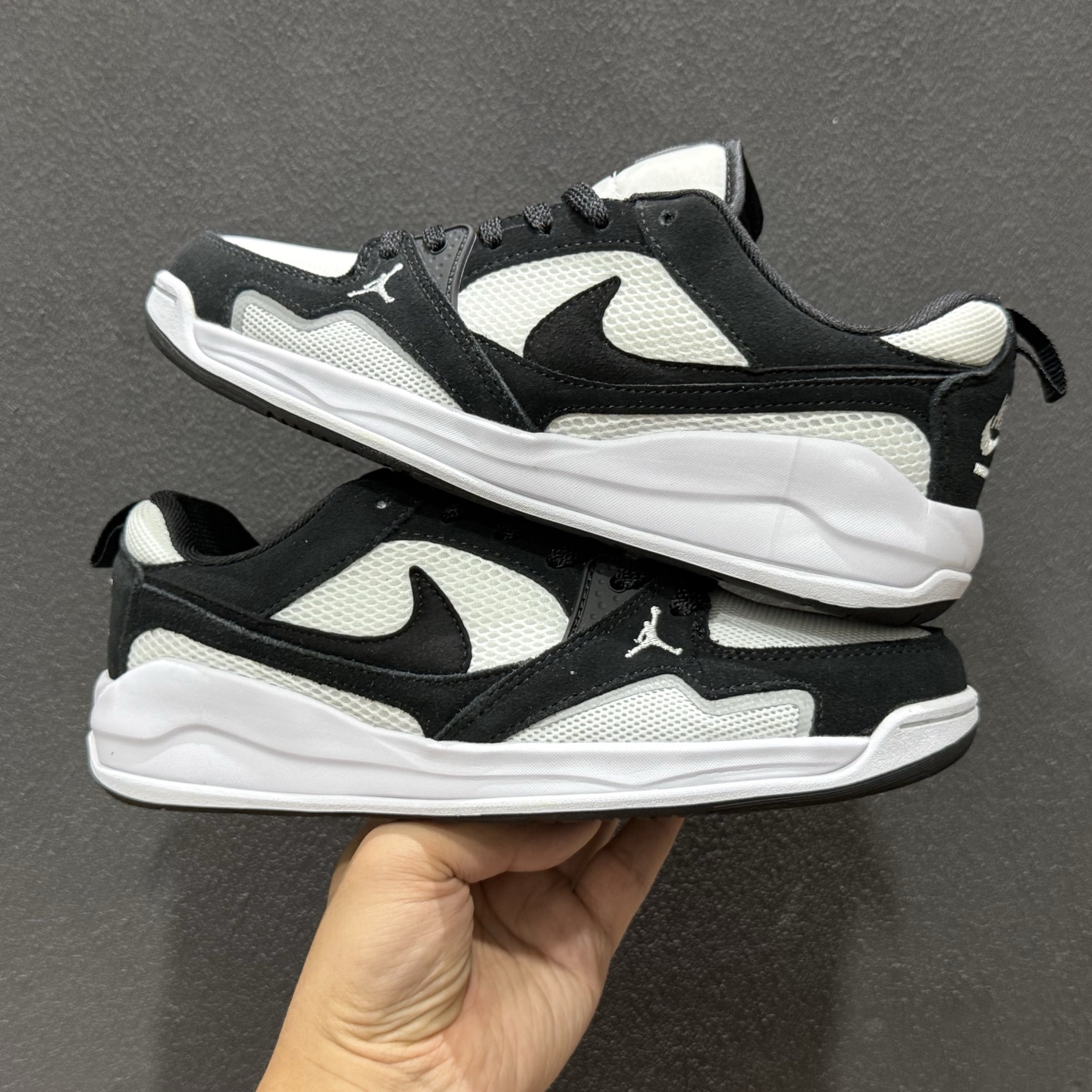 AD版Jordan CMFT ERA 舒适简约低帮运动板鞋 HJ6777-001-High Quatity Cheap Brand wholesale wholesaler seller Clothes Bags handbags Sneakers Top Fashion Clothing Shoes from China Factory Chinese suppliers best Quality Beautiful Price AD版Jordan CMFT ERA 舒适简约低帮运动板鞋 HJ6777-001