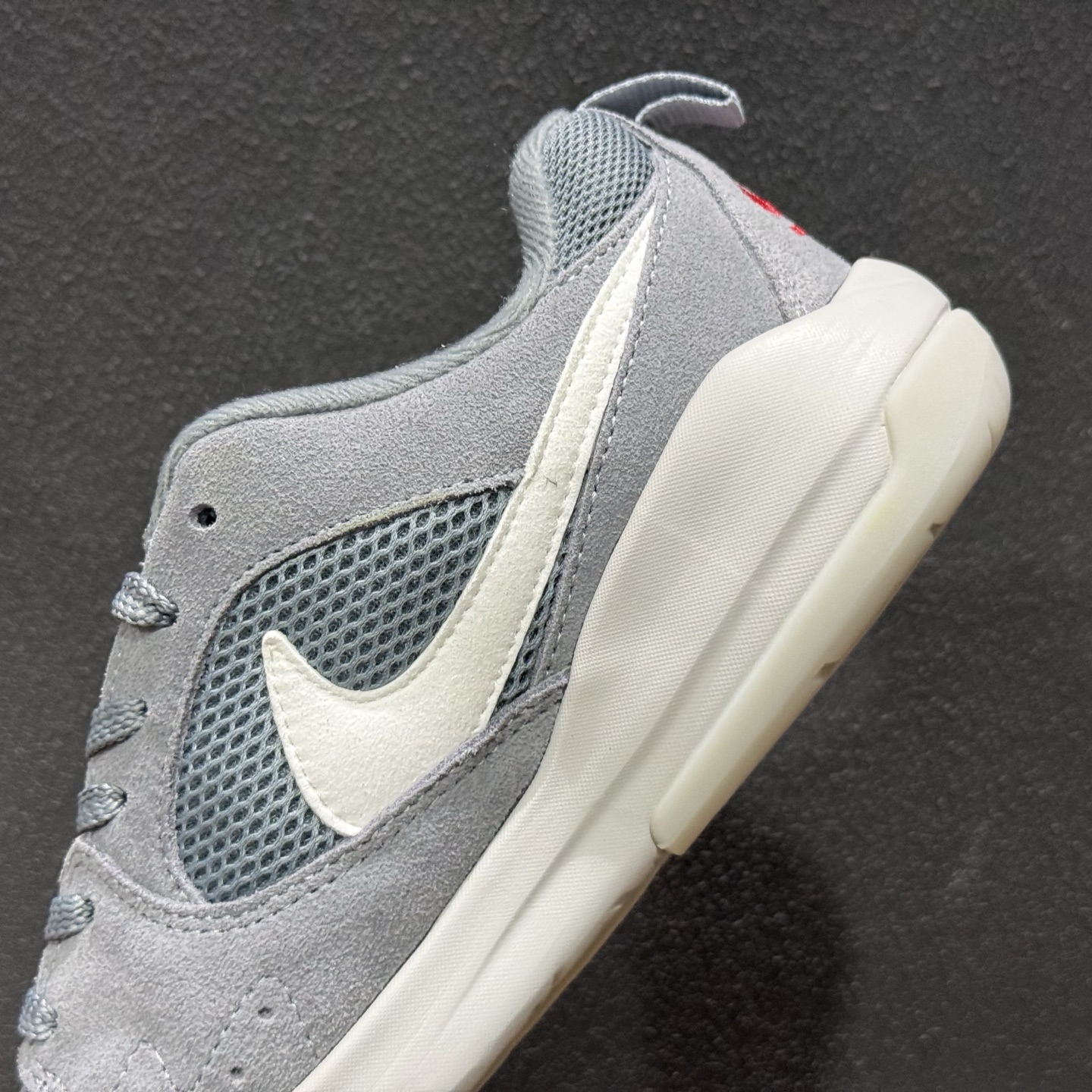 AD版Jordan CMFT ERA 舒适简约低帮运动板鞋 HJ6777-005-High Quatity Cheap Brand wholesale wholesaler seller Clothes Bags handbags Sneakers Top Fashion Clothing Shoes from China Factory Chinese suppliers best Quality Beautiful Price AD版Jordan CMFT ERA 舒适简约低帮运动板鞋 HJ6777-005