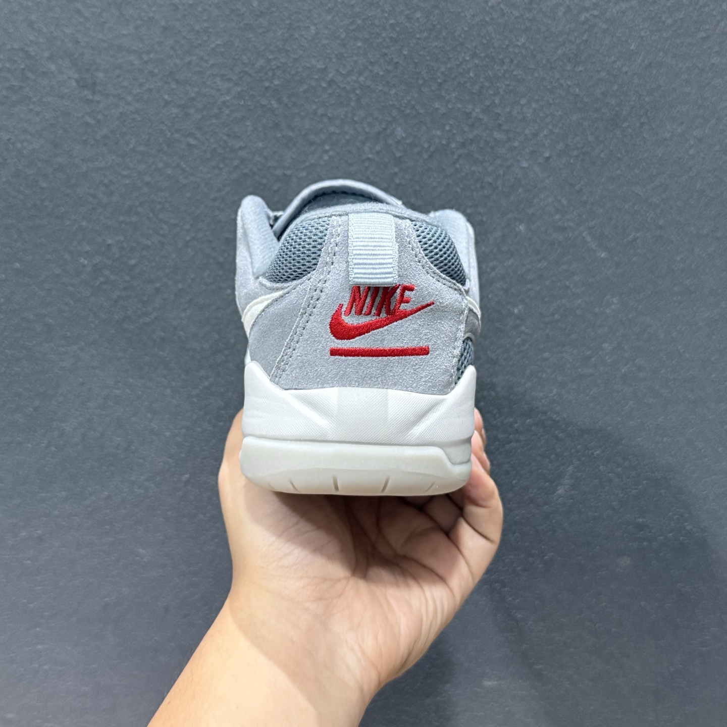 AD版Jordan CMFT ERA 舒适简约低帮运动板鞋 HJ6777-005-High Quatity Cheap Brand wholesale wholesaler seller Clothes Bags handbags Sneakers Top Fashion Clothing Shoes from China Factory Chinese suppliers best Quality Beautiful Price AD版Jordan CMFT ERA 舒适简约低帮运动板鞋 HJ6777-005