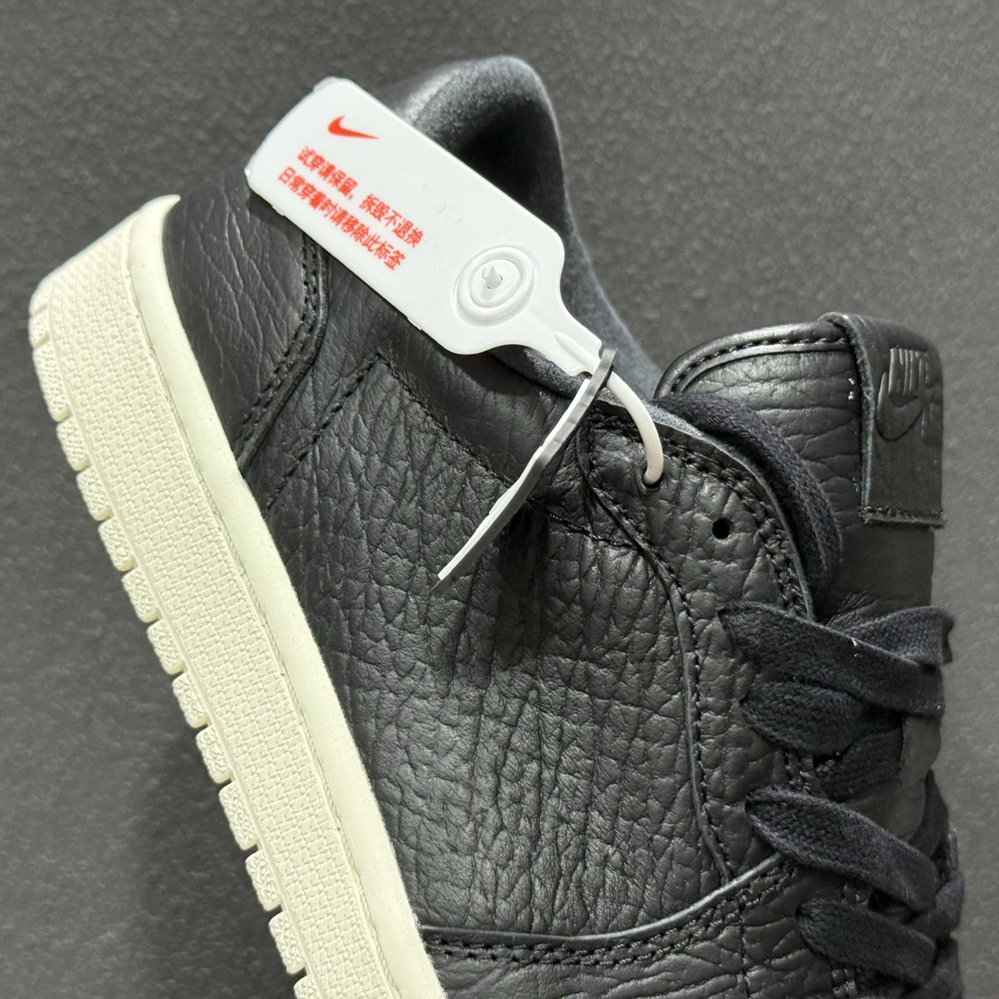 Air Jordan 1 Low ”Black Sail” AJ1 乔1纯色系 低帮复古文化篮球鞋 848775-005-High Quatity Cheap Brand wholesale wholesaler seller Clothes Bags handbags Sneakers Top Fashion Clothing Shoes from China Factory Chinese suppliers best Quality Beautiful Price Air Jordan 1 Low ”Black Sail” AJ1 乔1纯色系 低帮复古文化篮球鞋 848775-005