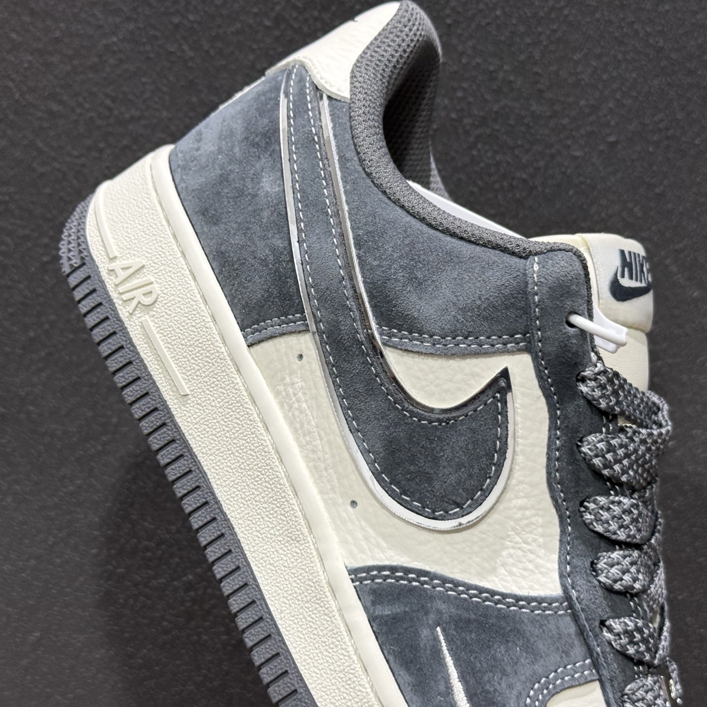 NIKE AIRFORCE 1'07 联名款 空军一号 低帮 运动鞋 休闲鞋 CS5288-099-High Quatity Cheap Brand wholesale wholesaler seller Clothes Bags handbags Sneakers Top Fashion Clothing Shoes from China Factory Chinese suppliers best Quality Beautiful Price NIKE AIRFORCE 1'07 联名款 空军一号 低帮 运动鞋 休闲鞋 CS5288-099