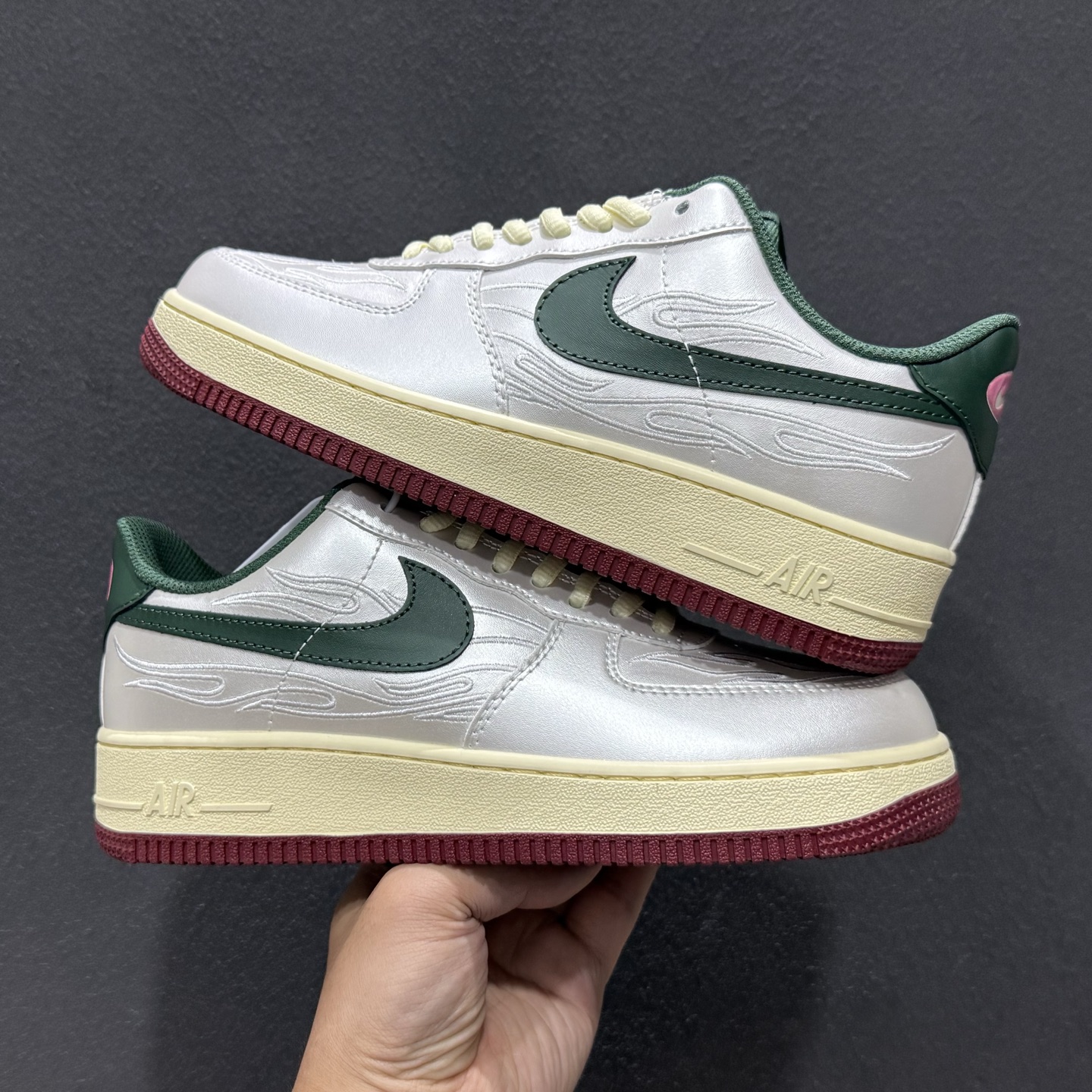 Nike Air Force 1'07 Low 空军一号低帮休闲板鞋 IR5896-030-High Quatity Cheap Brand wholesale wholesaler seller Clothes Bags handbags Sneakers Top Fashion Clothing Shoes from China Factory Chinese suppliers best Quality Beautiful Price Nike Air Force 1'07 Low 空军一号低帮休闲板鞋 IR5896-030
