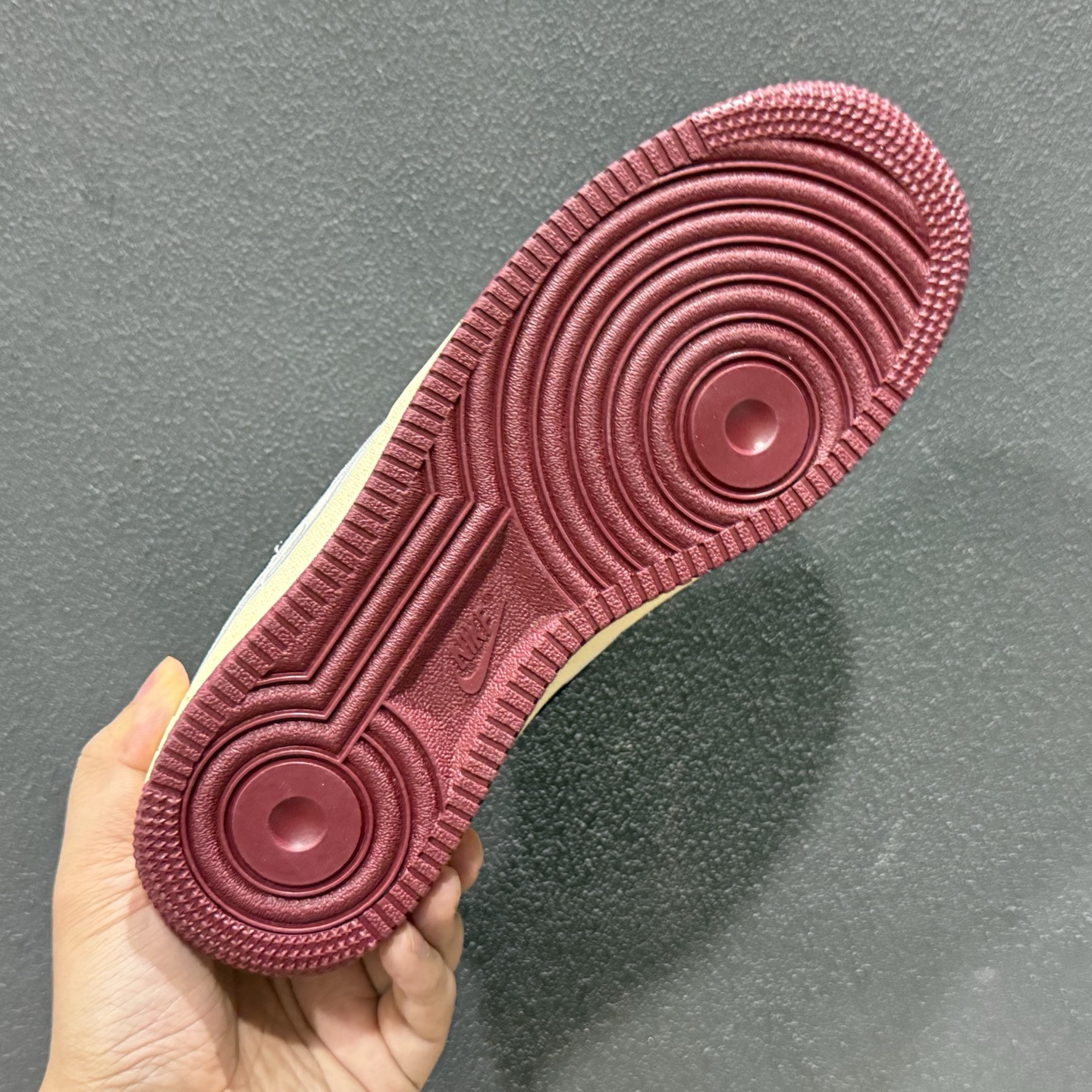 Nike Air Force 1'07 Low 空军一号低帮休闲板鞋 IR5896-030-High Quatity Cheap Brand wholesale wholesaler seller Clothes Bags handbags Sneakers Top Fashion Clothing Shoes from China Factory Chinese suppliers best Quality Beautiful Price Nike Air Force 1'07 Low 空军一号低帮休闲板鞋 IR5896-030
